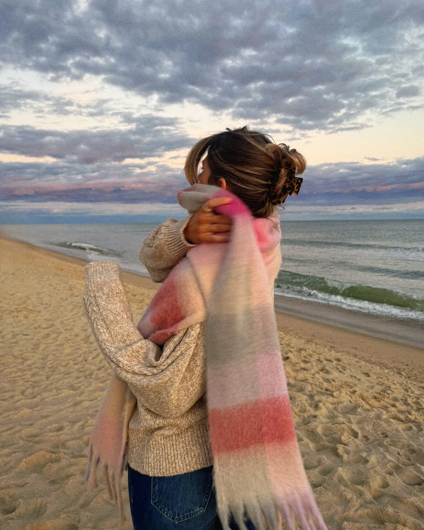 sunset &amp; scarfs girlie 🎀