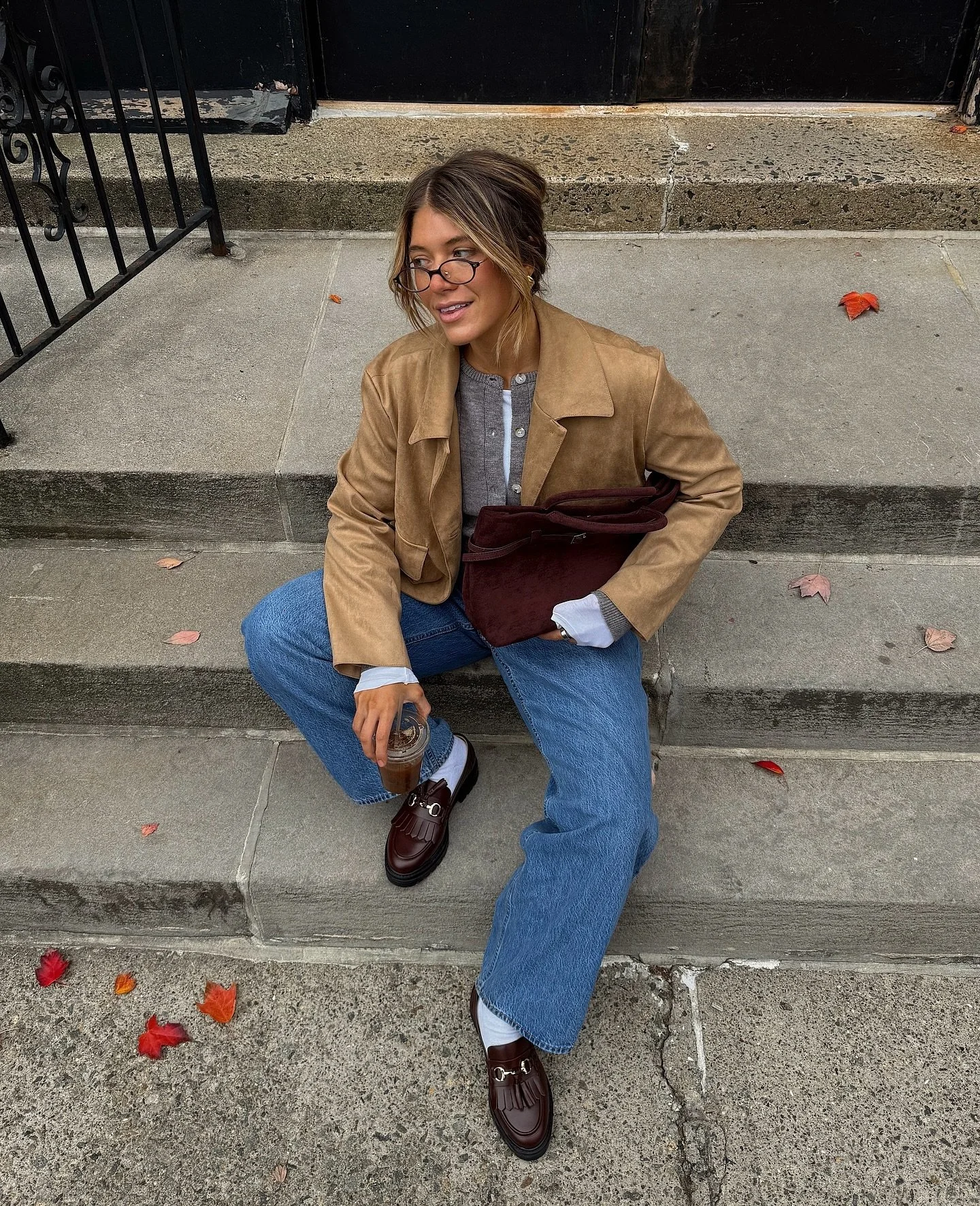 coffee date girlies wya ☕️🧸🤎👜

#pinterestaesthetic #pinterestinspo #fallfashion #espressotonic #discoverunder50k #ootd #fall2024 #coffeeshopaesthetic #coffeeshop #suede #suedejacket #loafers #sezanelovers #nycstyle #montclairnj