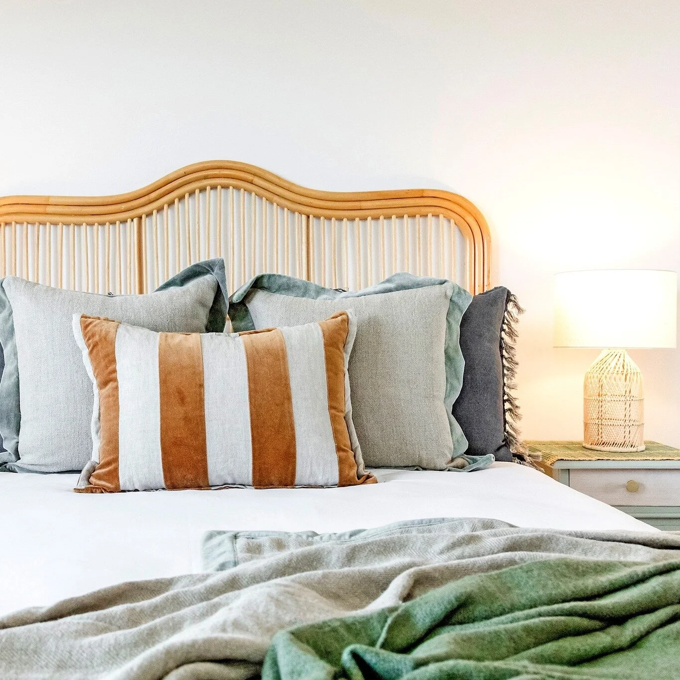 💰Direct Booking 💰

🌴 We've had a direct booking site hosted by hometime for a while now. Our guests have multiple booking options given that we're also multi-channeling, but we wanted to remind you that it's always best to book direct - a discount