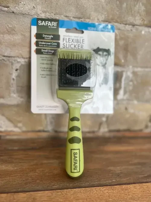Safari Flexible Slicker Brush Small Dog