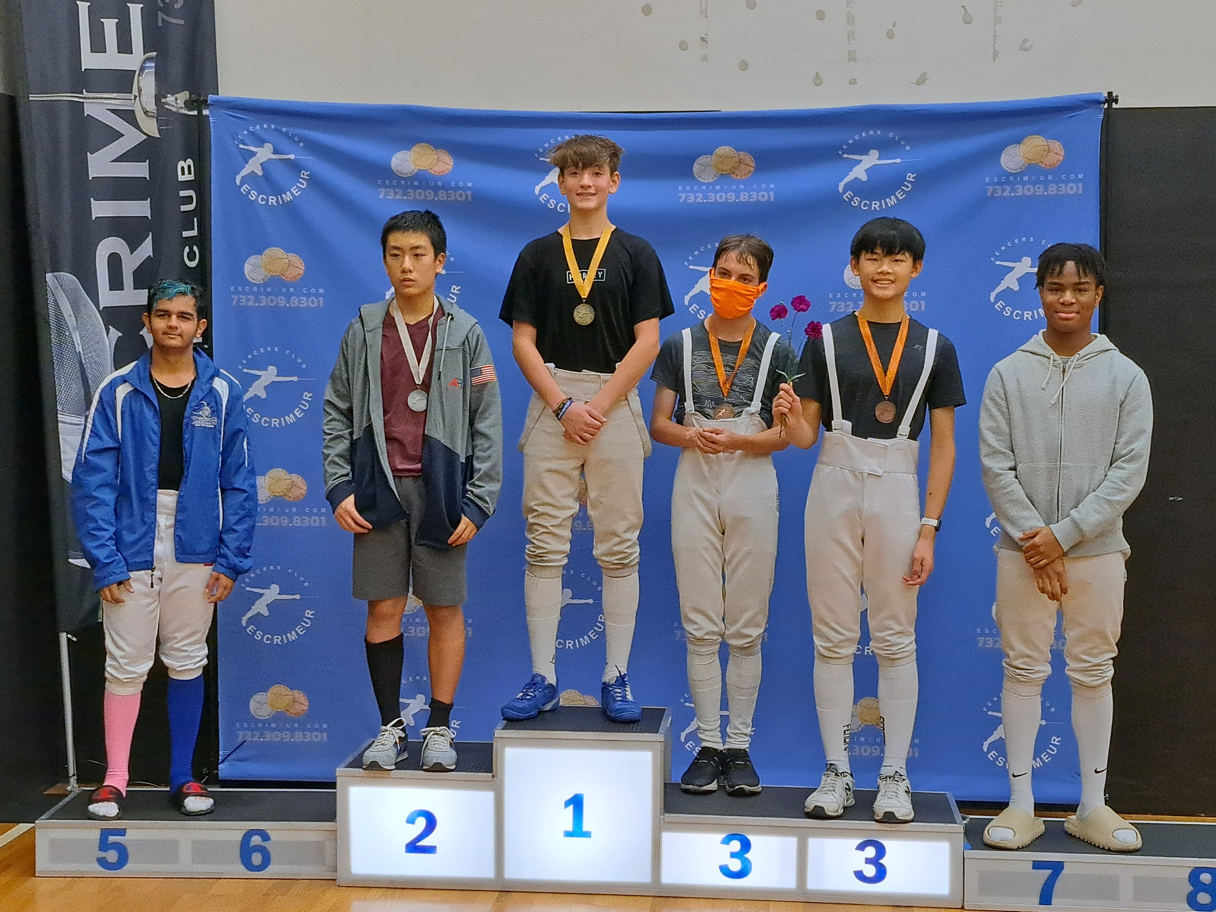 Brandon Lim with Bronze Medal in Senior Men's Saber at the Escrimeur Cup