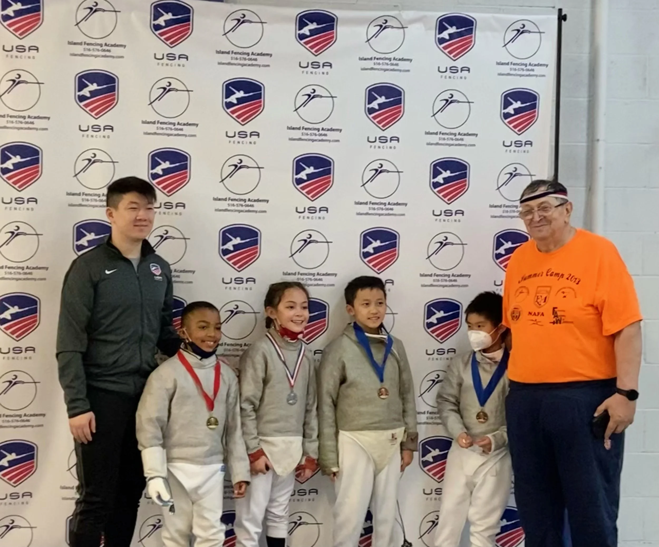 Y8 Mixed Saber Medalists at the Allegro Fencing Youth Cup