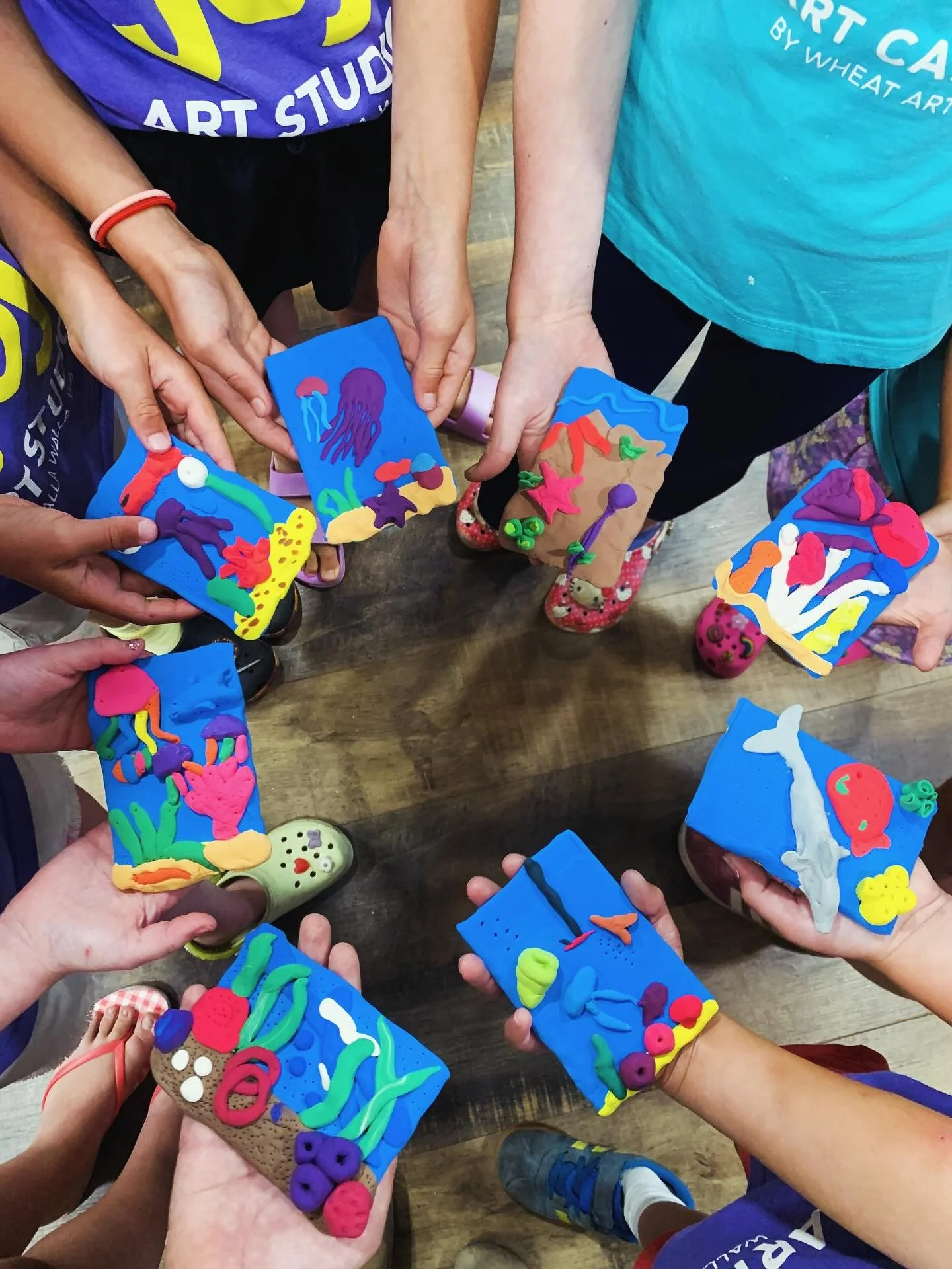 Clay and sculpture are important components of our curriculum, and we especially try to include these projects in our Art Camps! 👐 Students love it- and WE love a good 3D, textural, formed-by-hand piece of art! 👏 
Check out the recently added Fall 