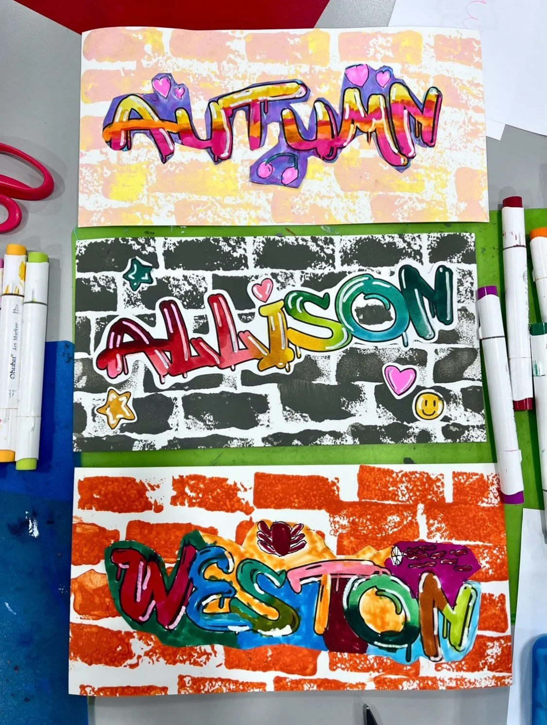 We made Graffiti Names in ART CLUB today! 🌟 Join a Thursday Art Club, drop-ins (single day registrations) are welcome!! Fun and creative projects every week, in just an hour and ready to take home. 🎨 Link in Bio!