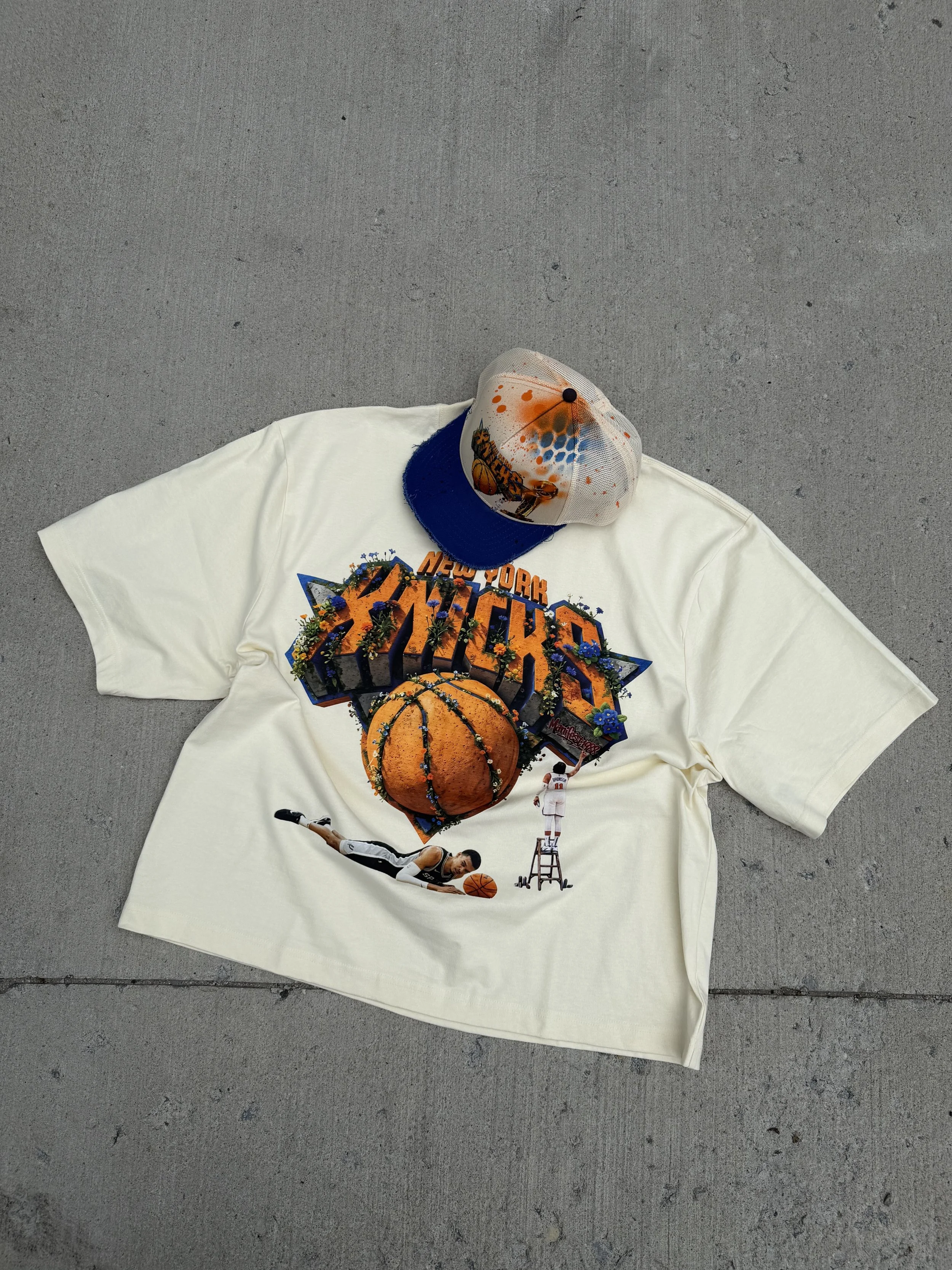 Knicks cream shirt