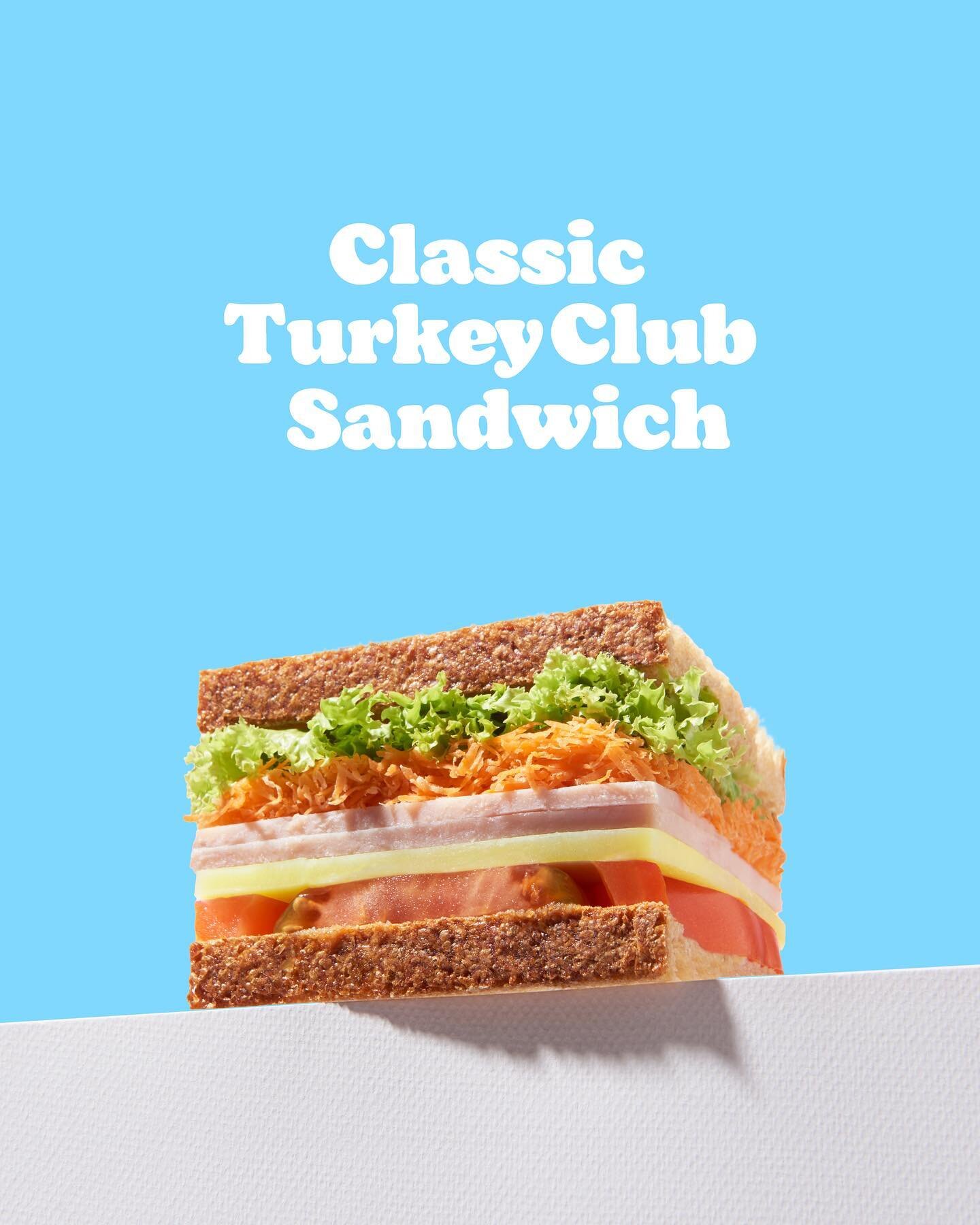 Our e-commerce photography studio is all about showcasing the best of the best, and this sandwich shot is no exception! 

#photography #ecommerce #foodphotography #yummy #sandwiches #ecommercephotography #turkeysandwich