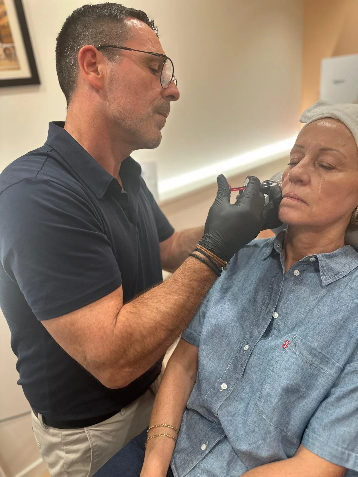 Injection d'acide hyaluronique au Centre Laser Villefranche, Limas