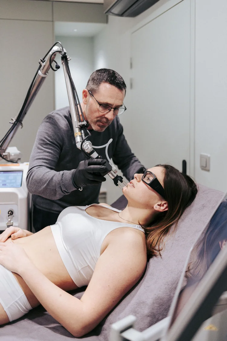 Séance laser CO2 fractionné — Centre Laser Villefranche