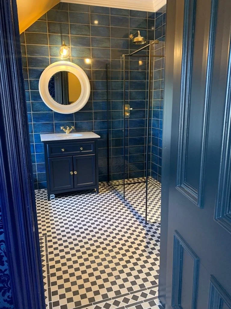 bathroom gallery 1.JPG