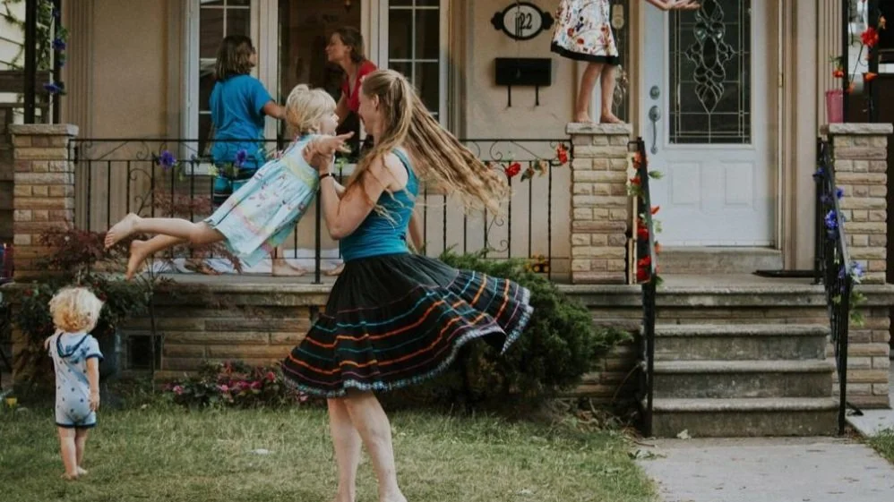 Toronto laneway to be named in honour of Porch View Dances