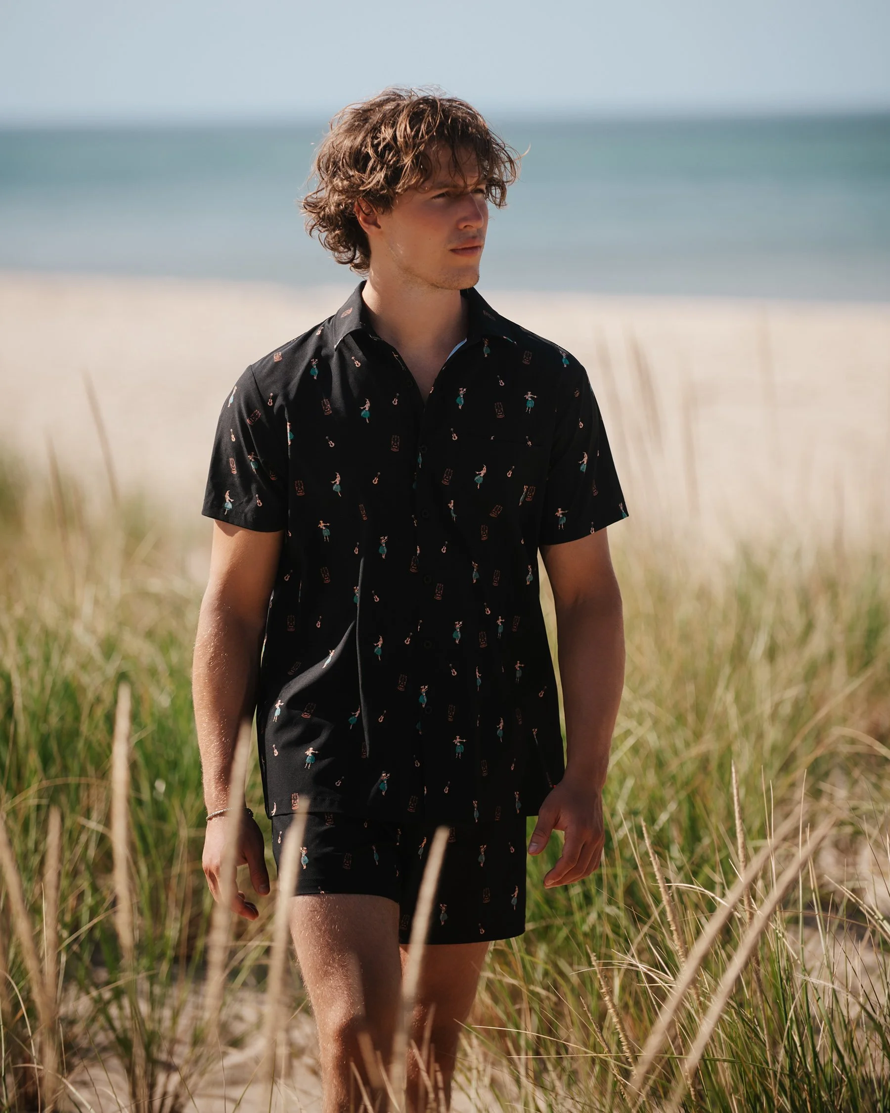 Short Sleeves Shirt - Black Hawaiian