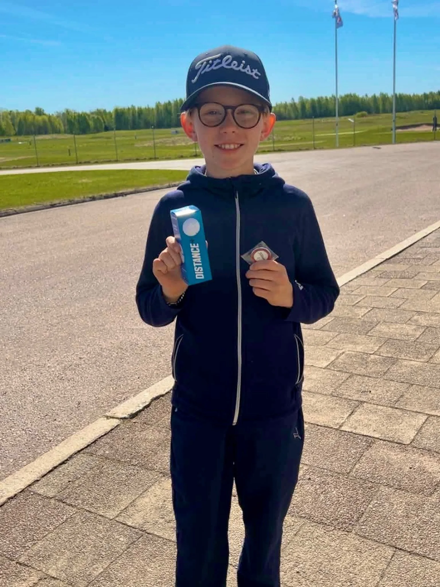 Vi uppm&auml;rksammar och gratulerar v&aring;r junior Julius Nilsson som idag vann t&auml;vlingen i V&auml;rmlandsserien &ouml;ver 9 h&aring;l p&aring; Sommaro GK p&aring; fina 21 po&auml;ng!
Stort grattis Julius. Bra jobbat! 🏅🥳🎊👍🏌️&zwj;♀️

#&ar