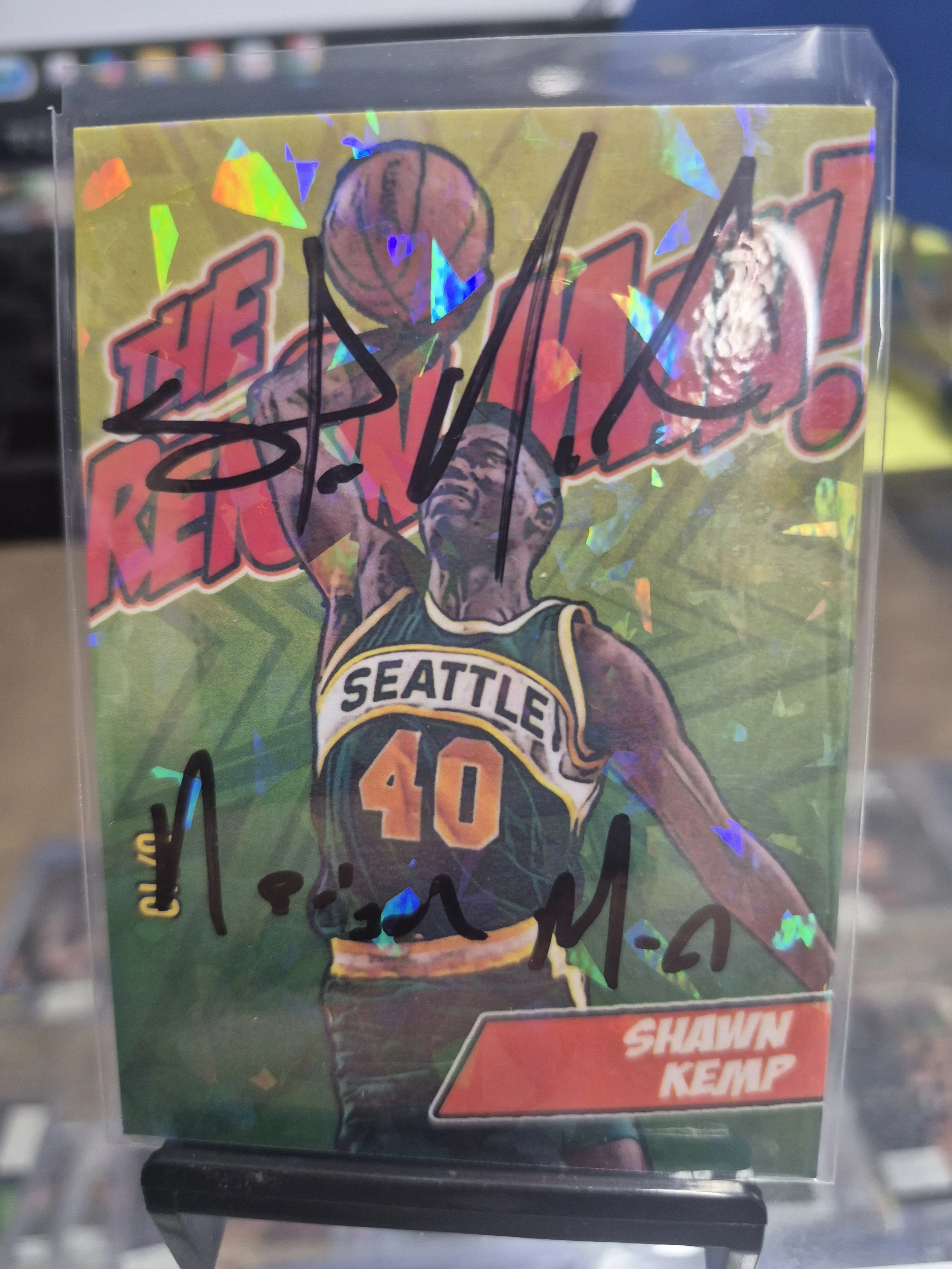 Shawn Kemp Autographed Signature Card 6/10