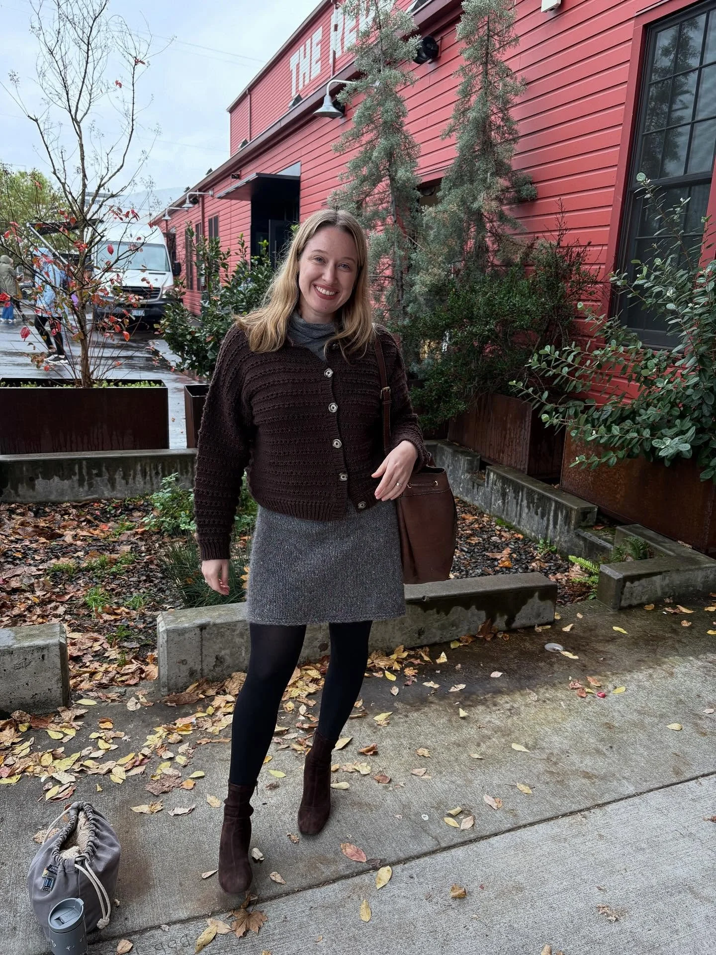 Our first @sacred_sheep! @lucyrtan and I had a delightful rainy weekend in Portland talking books/knitting/friendship and connecting with fiber folks. @ritualdyes and their partners put together such a warm, thoughtful, and enjoyable event, from the 