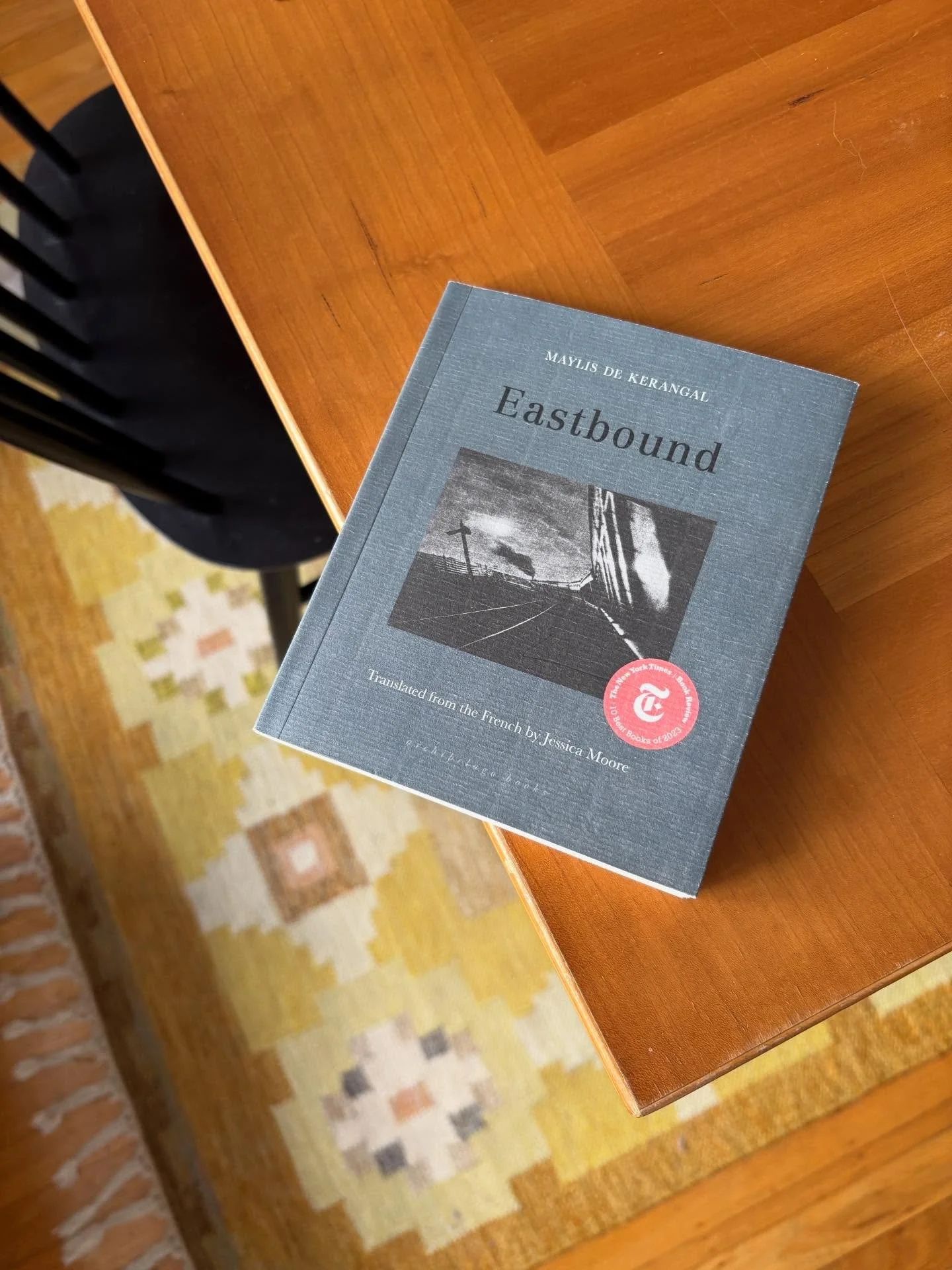 Just finished #Eastbound, a slim extraordinary book (given to me, like so many others I might not have discovered on my own, by my stepparent Molly). Written by @maylis_de_kerangal1967 and translated by Jessica Moore, set on a train to Siberia, it fo