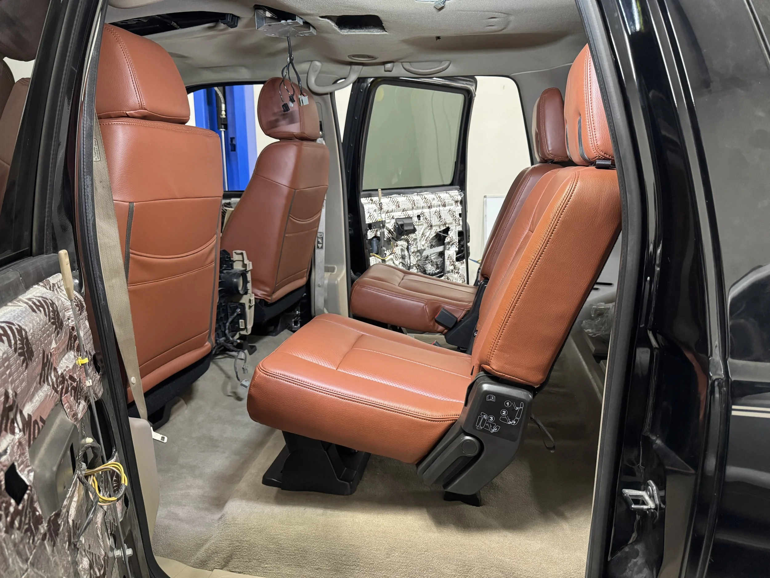 Second row captain seat adapter plate 2.0!