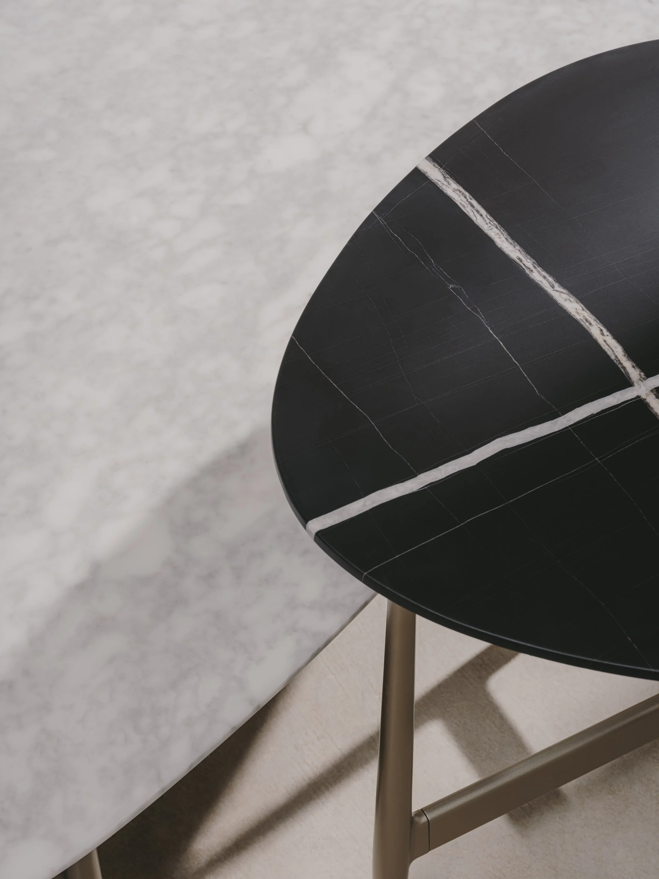 Andreu-World-Garzetta-Occasional-Table-Afteroom-2-min.jpg