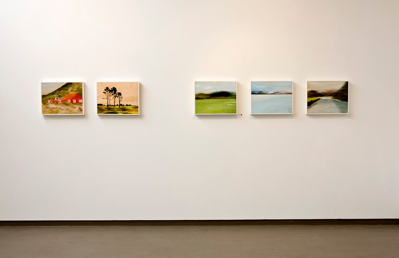 nicola-newman-art-installed-anita-traverso-gallery4.jpeg