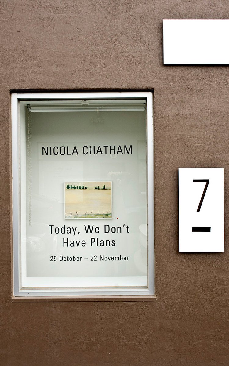 nicola-newman-art-installed-anita-traverso-gallery24.jpeg