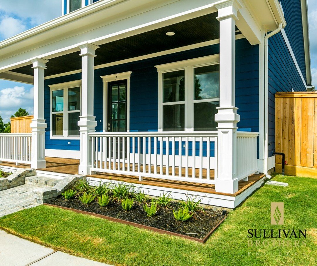 Labor Day is best spent on the porch with friends. 

#eviaongalvestonisland #harperwoods  #timbergrovetrails #galveston #island #houstonhomes #southerncoastal #frontporchliving #availablehome #availablenow #openhouse #newconstruction #community #spri