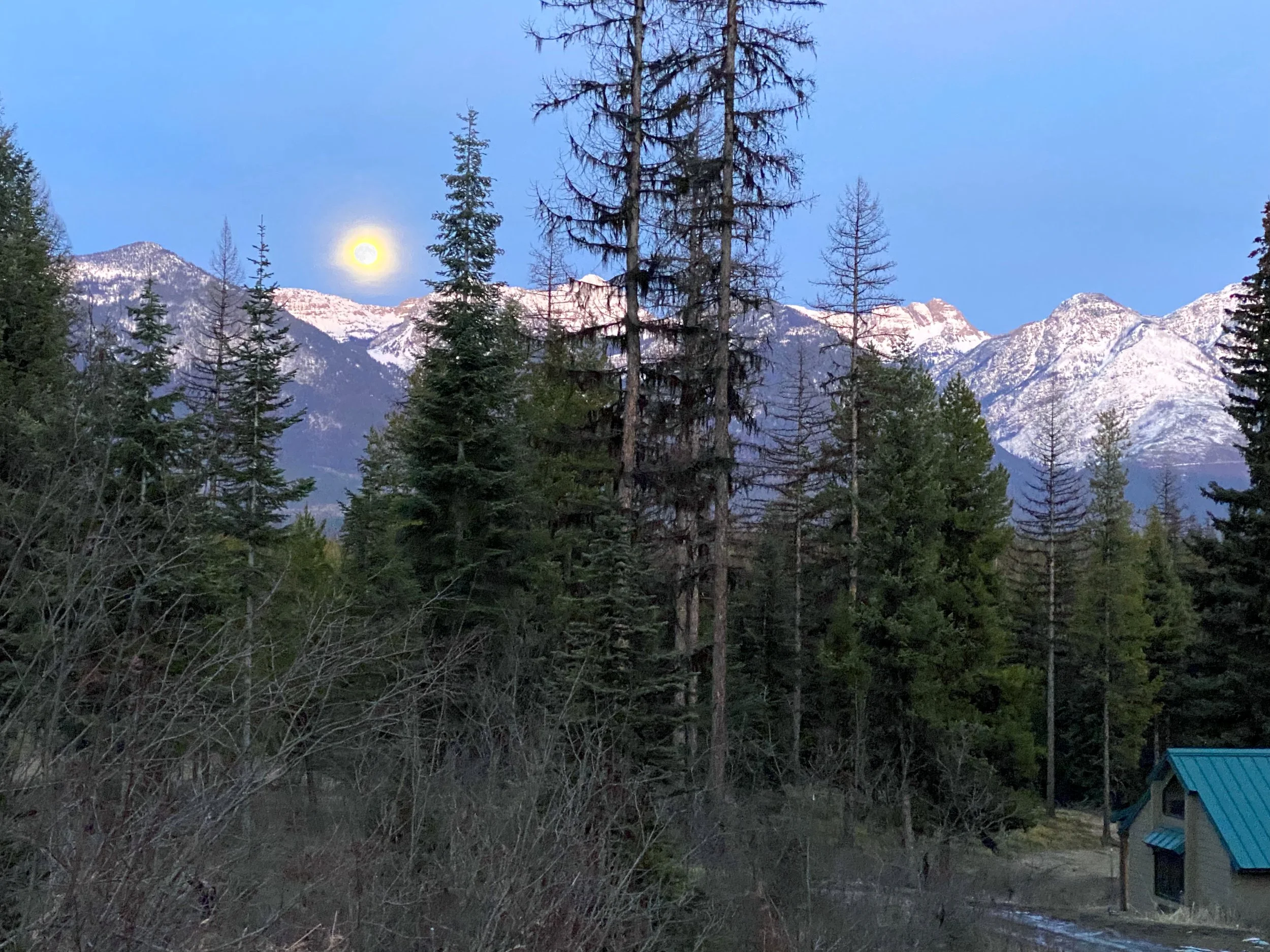 mountain_scene.jpg