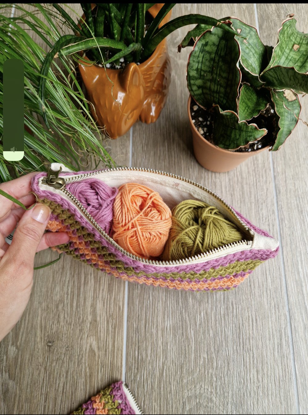 The Kiss & Makeup Bag  Crochet Pattern — bags by bento