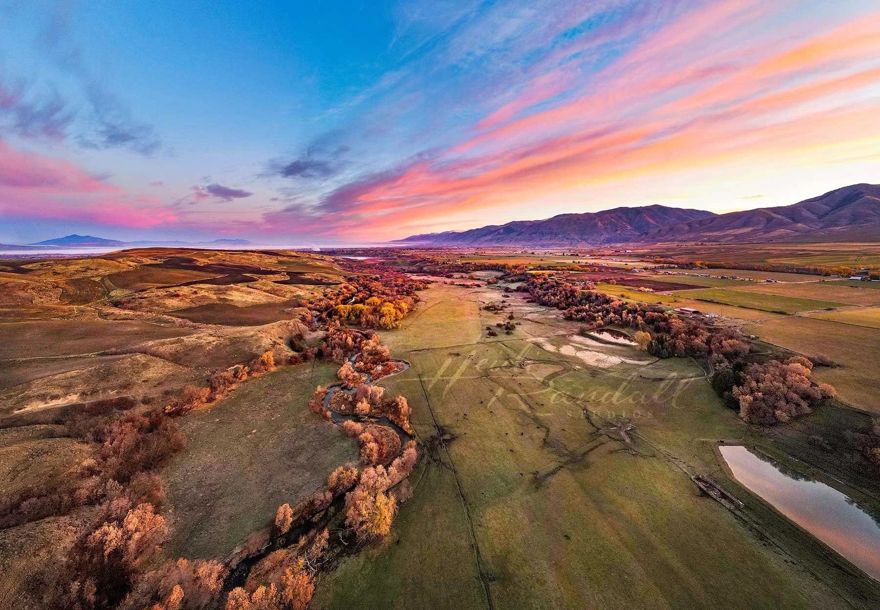 CacheValleyAutumnSunrise-LoganUtLandscapeSunrise-HeidiRandallStudios-web.jpg