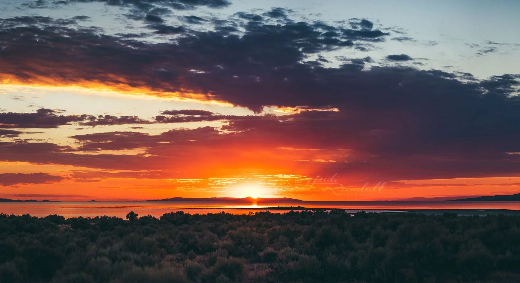 AntelopeIslandUtahSunset-HeidiRandallStudios-web.jpg