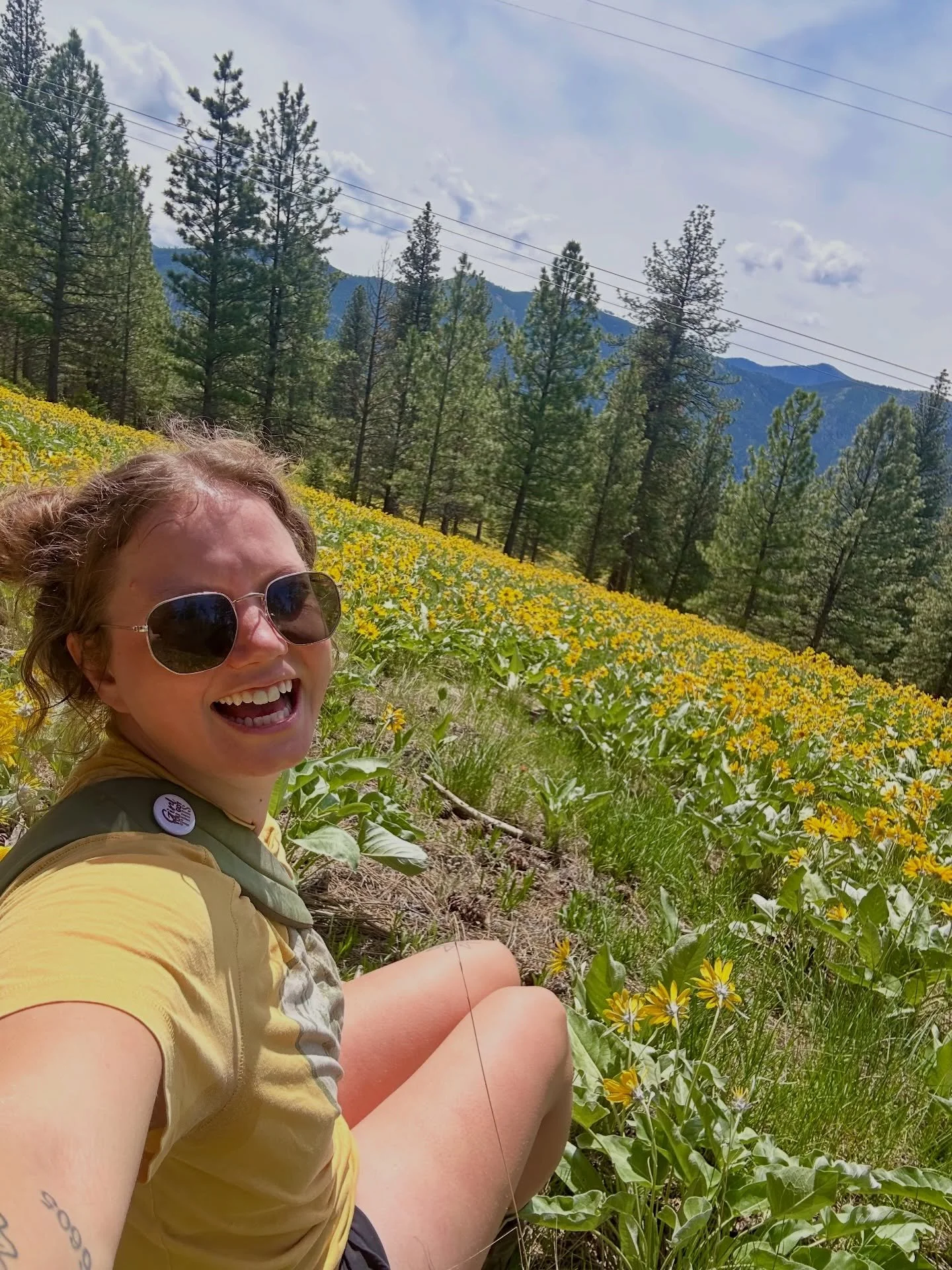 Happy Earth Day 🌎✨Feeling extra grateful today for this beautiful planet that gives me everything I need to do the work I love! The soil that nurtures, the water that keeps everything growing, and the seasons that remind me to trust the process. The