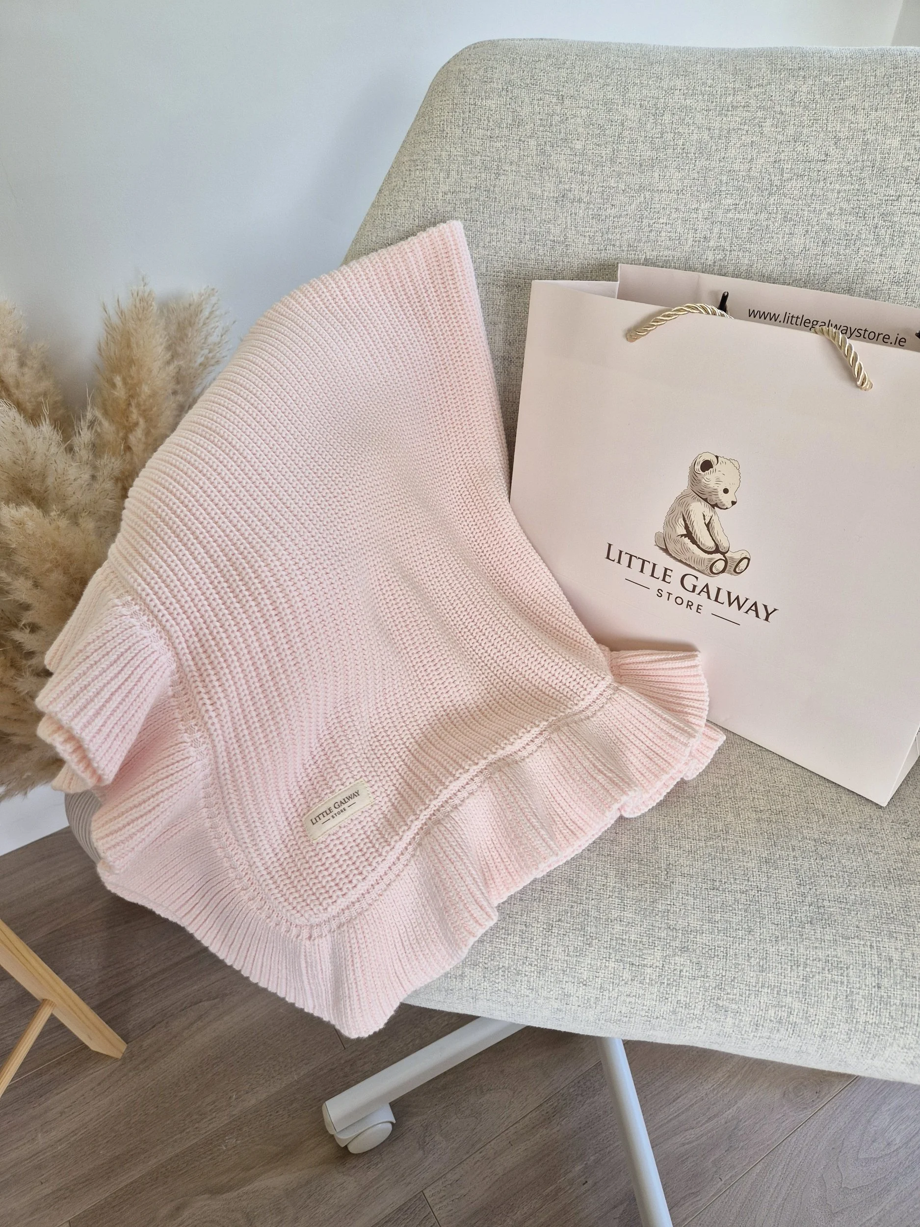 Personalised Chunky Knit Baby Blanket - Frill Edge - Powder Pink