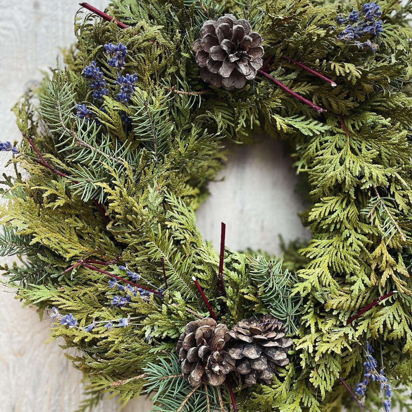 Two wreaths left unclaimed! PM if you&rsquo;re interested 🎄