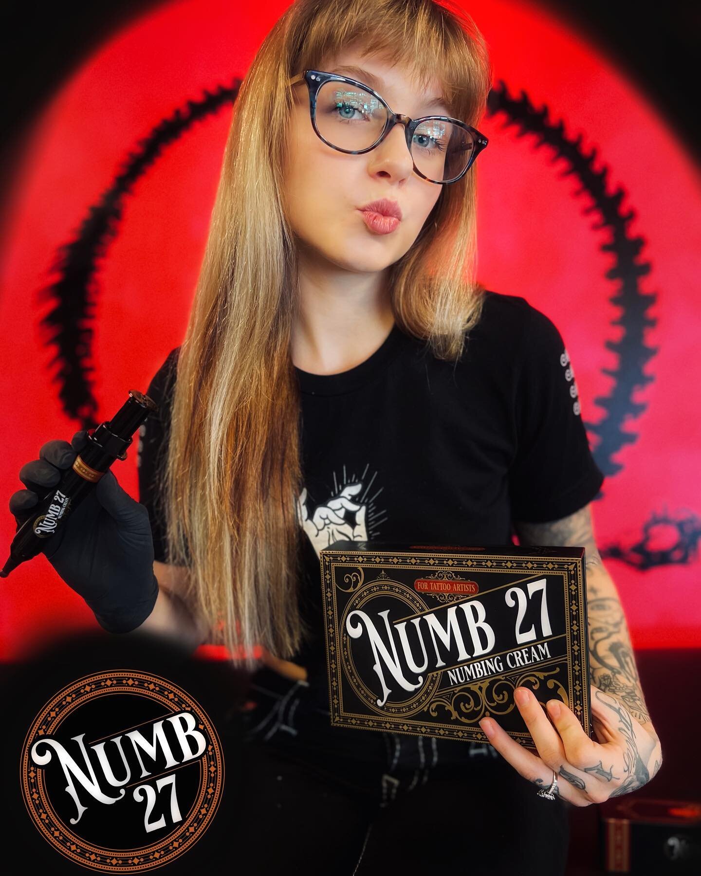 Made by tattooers for tattooers, Numb27. This cream had been carefully designed and formulated to make the tattooing experience perfect!!!
It causes no redness or irritation to the skin for tattooing, it doesn&rsquo;t affect the skins elasticity or m