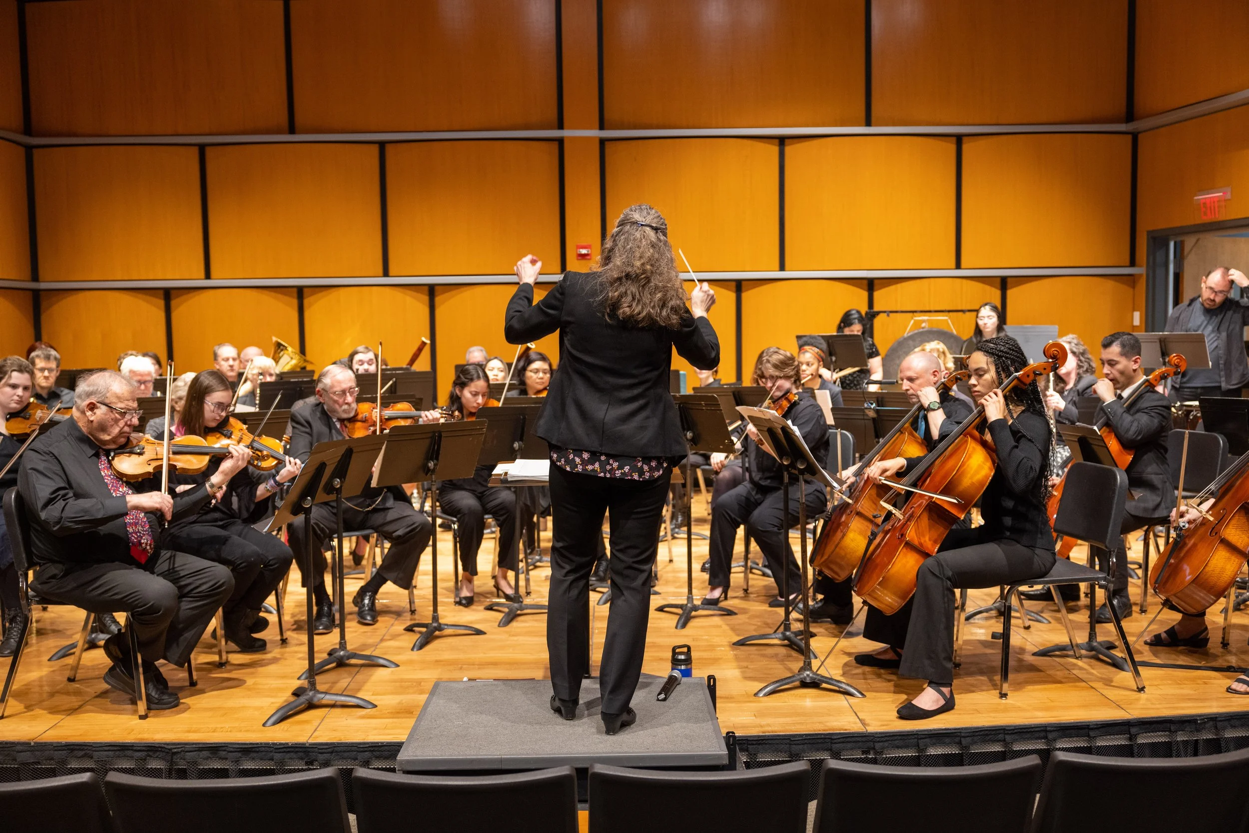 Orchestra Concert 4-20-23-4206.jpg
