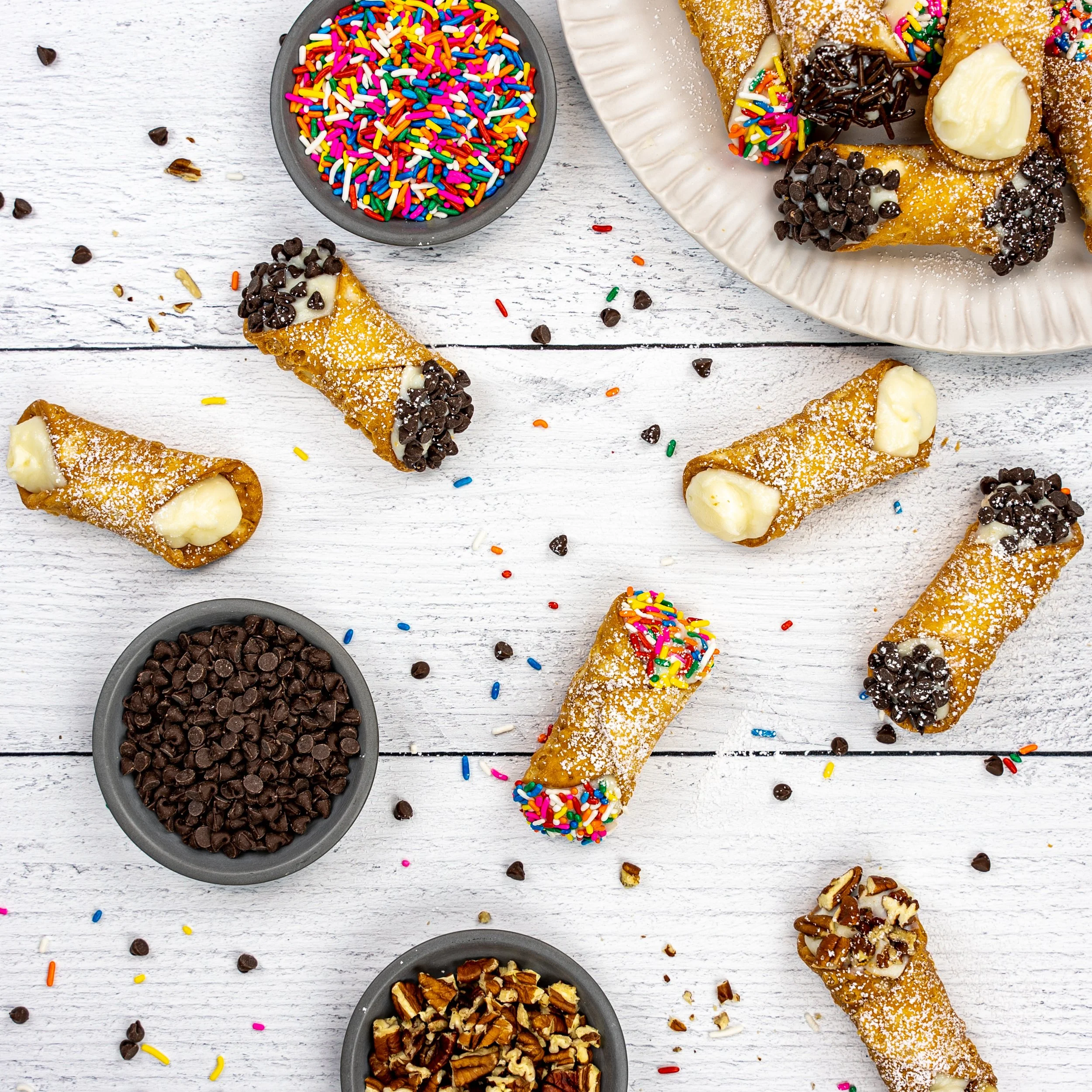 Messy Cannoli.jpg
