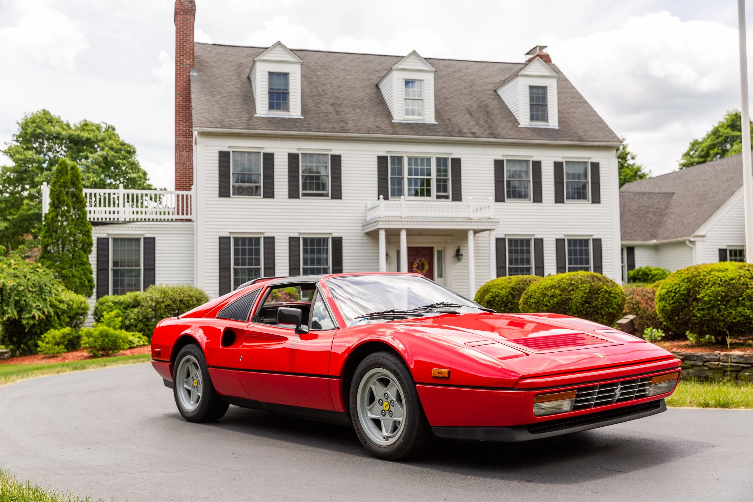 016 - exterior - 1988 Ferrari 328 GTS.jpg