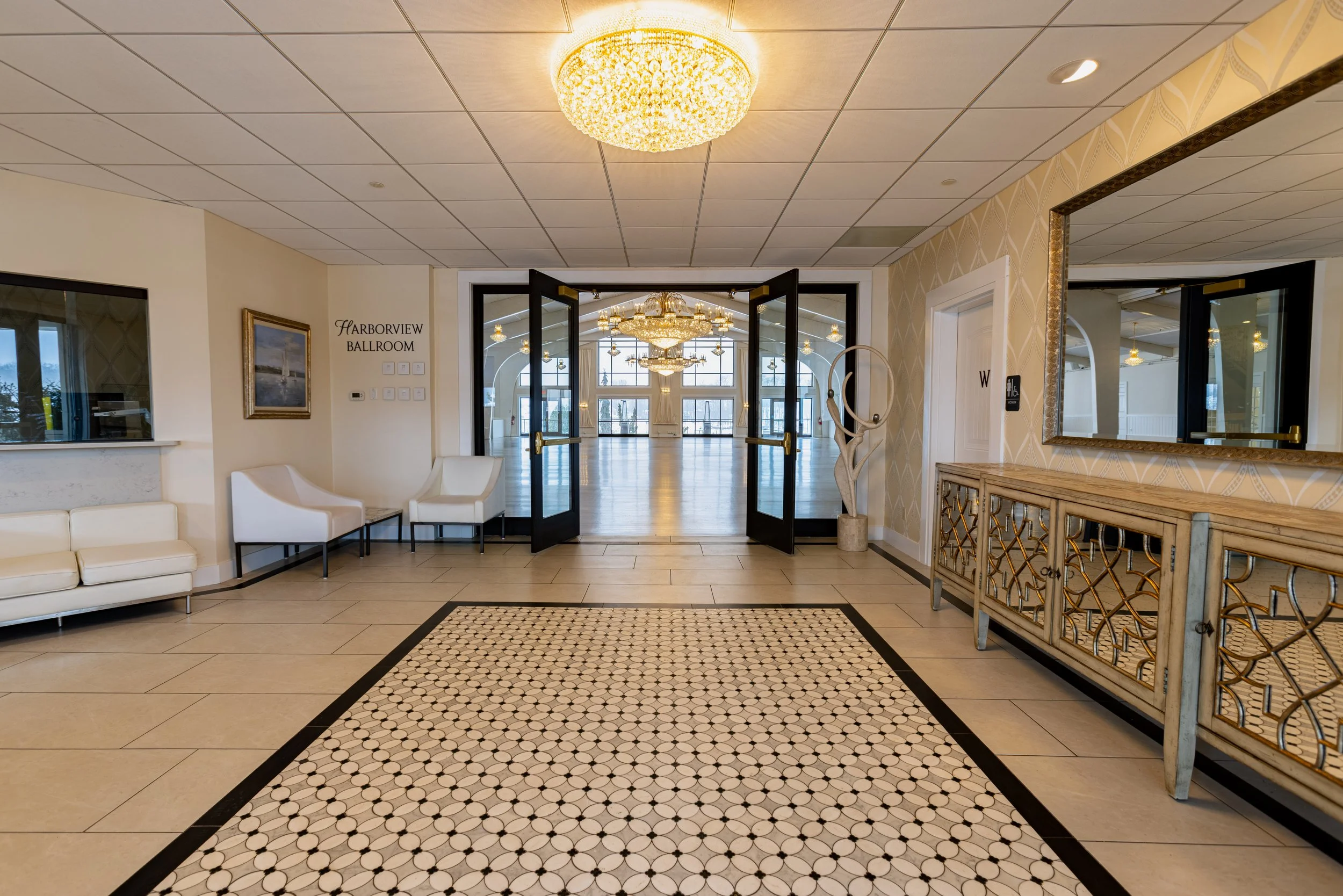 HDR Danversport Main Rooms Empty-3.jpg