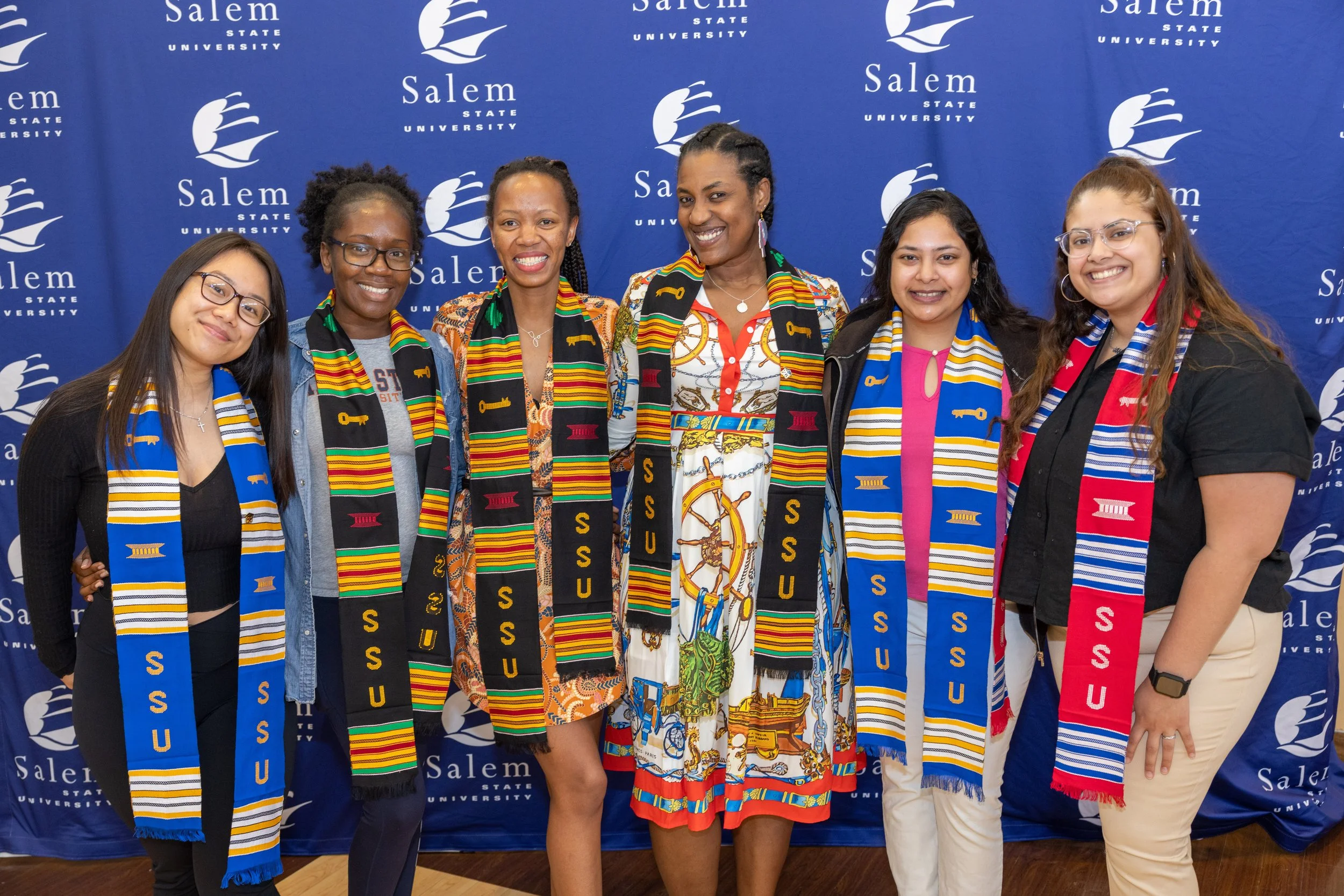 ALANA Graduation Photo Booth-7562.jpg