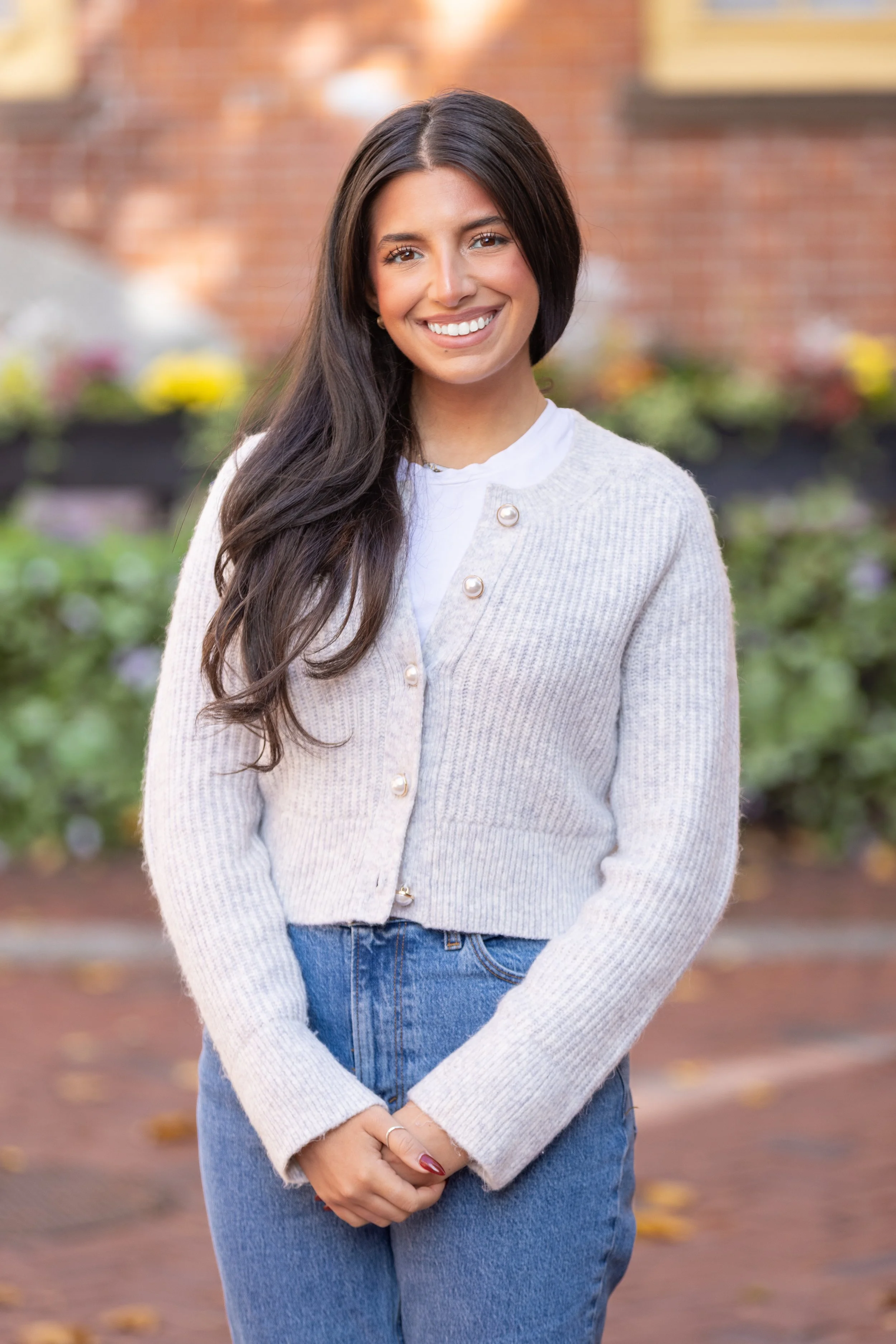 Victoria Asci Headshot-2.jpg