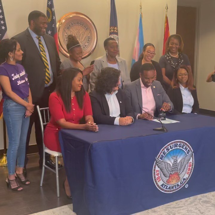 I am thrilled to see this legislation signed by Mayor @andreforatlanta today. I am grateful to his administration for their commitment to helping people get the resources they need for access to reproductive healthcare and to the reproductive justice