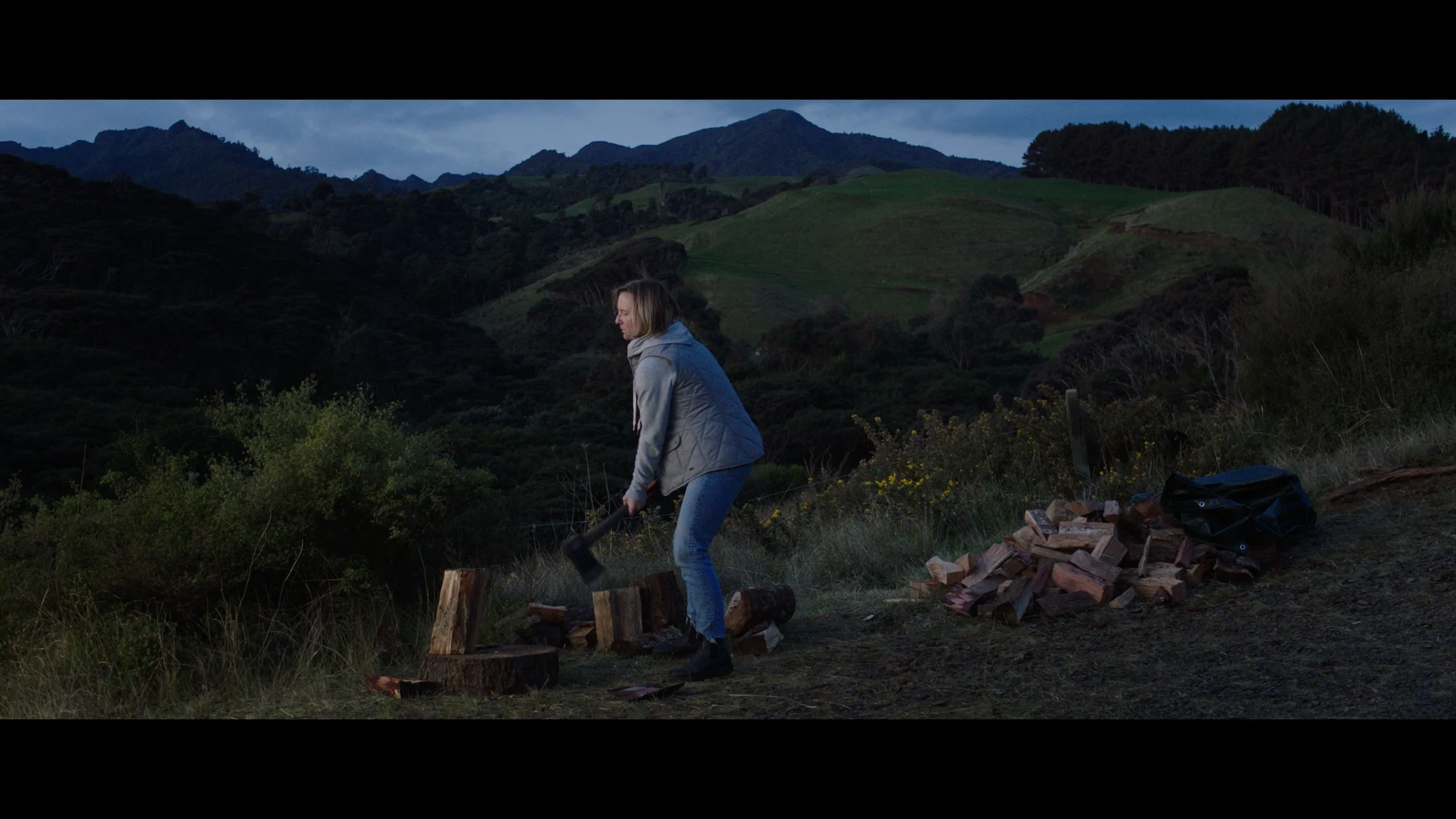 ALICE BY THE SEA