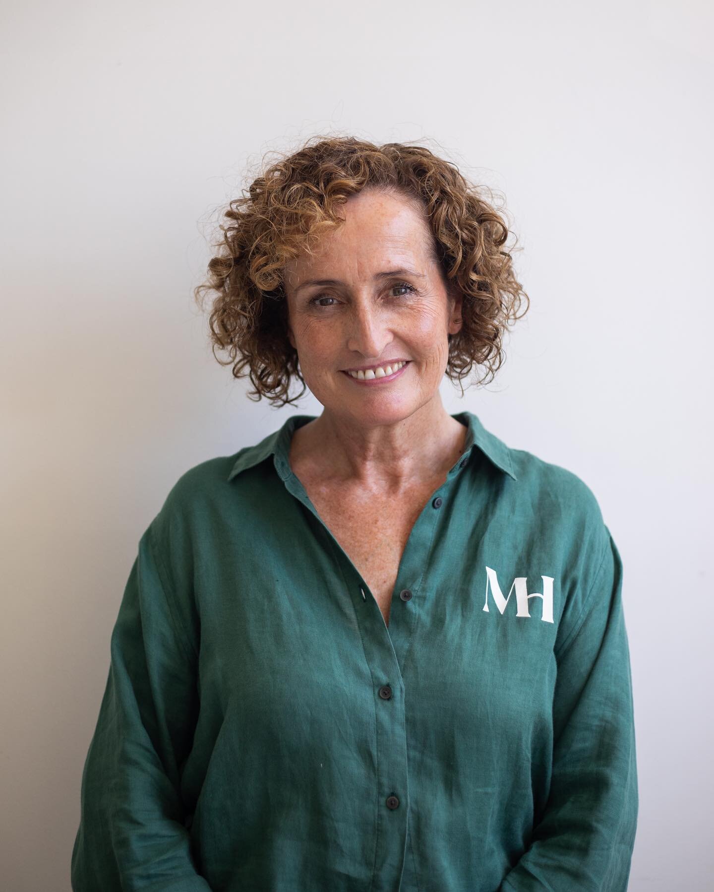 Meet Linda! Having been a client of MH on 3 seperate occasions, it was a delight for Linda to join the team! Having done over 20 moves herself, Linda brings not only a wealth of experience, but a whole heap of empathy to our clients. Her experience, 
