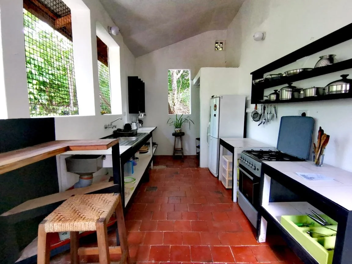 spacious kitchen.jpeg