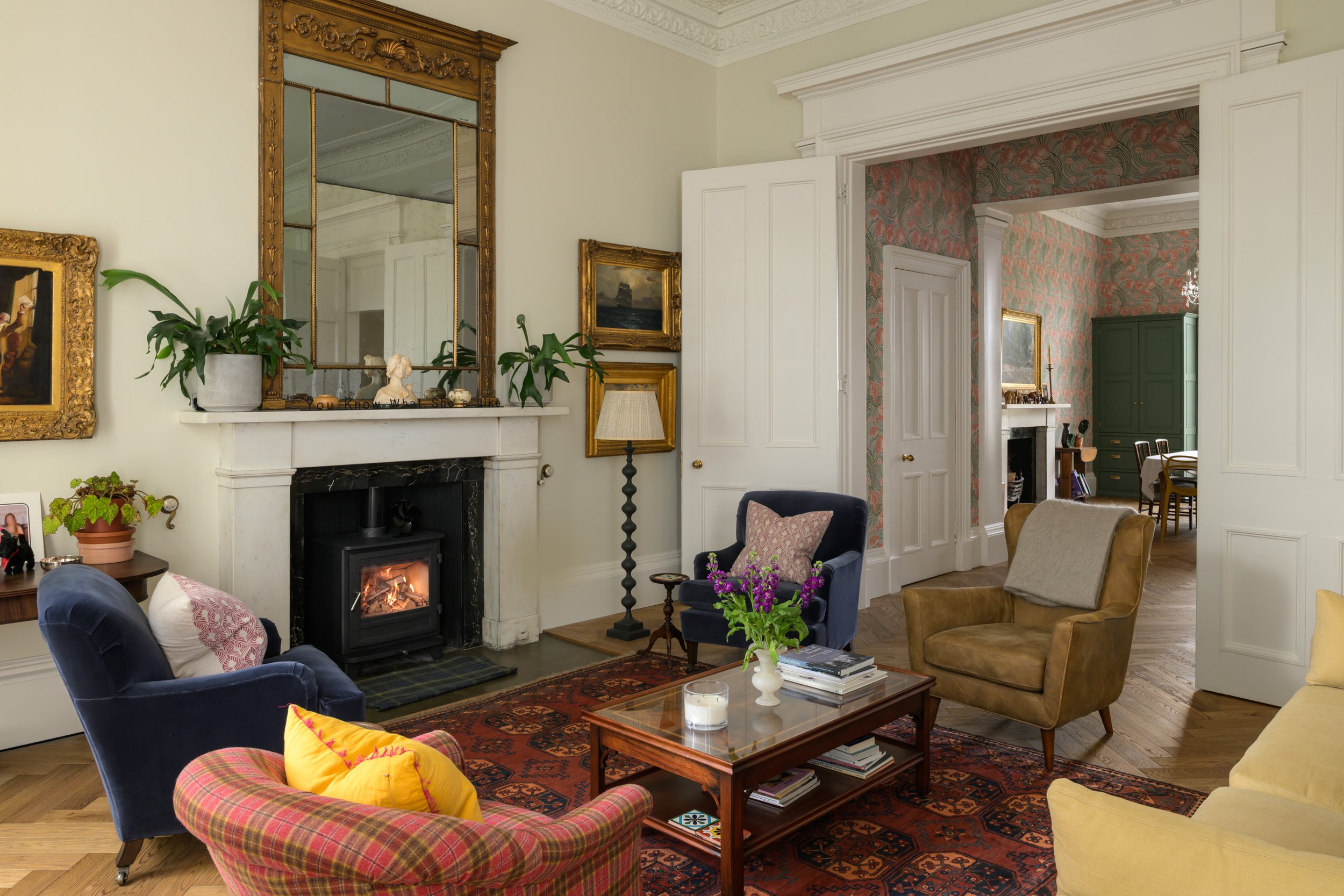Web livingroom_fire_dining_fire_on © ZAC and ZAC.jpg
