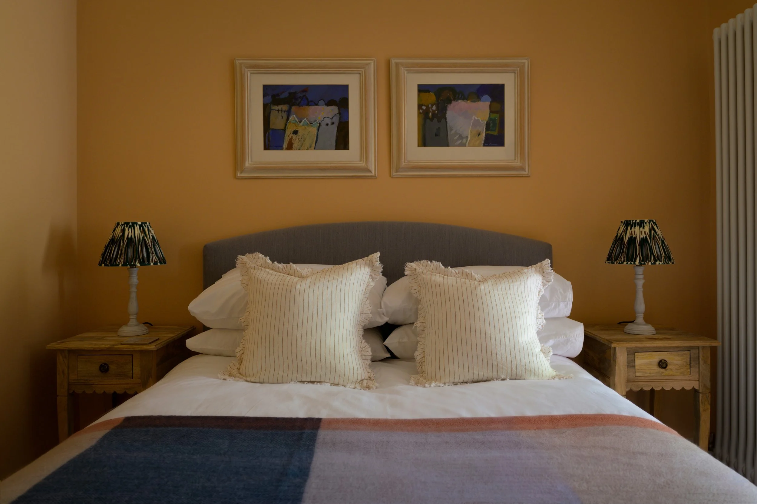 Web garden_basement_bedroom_headboard © ZAC and ZAC.jpg