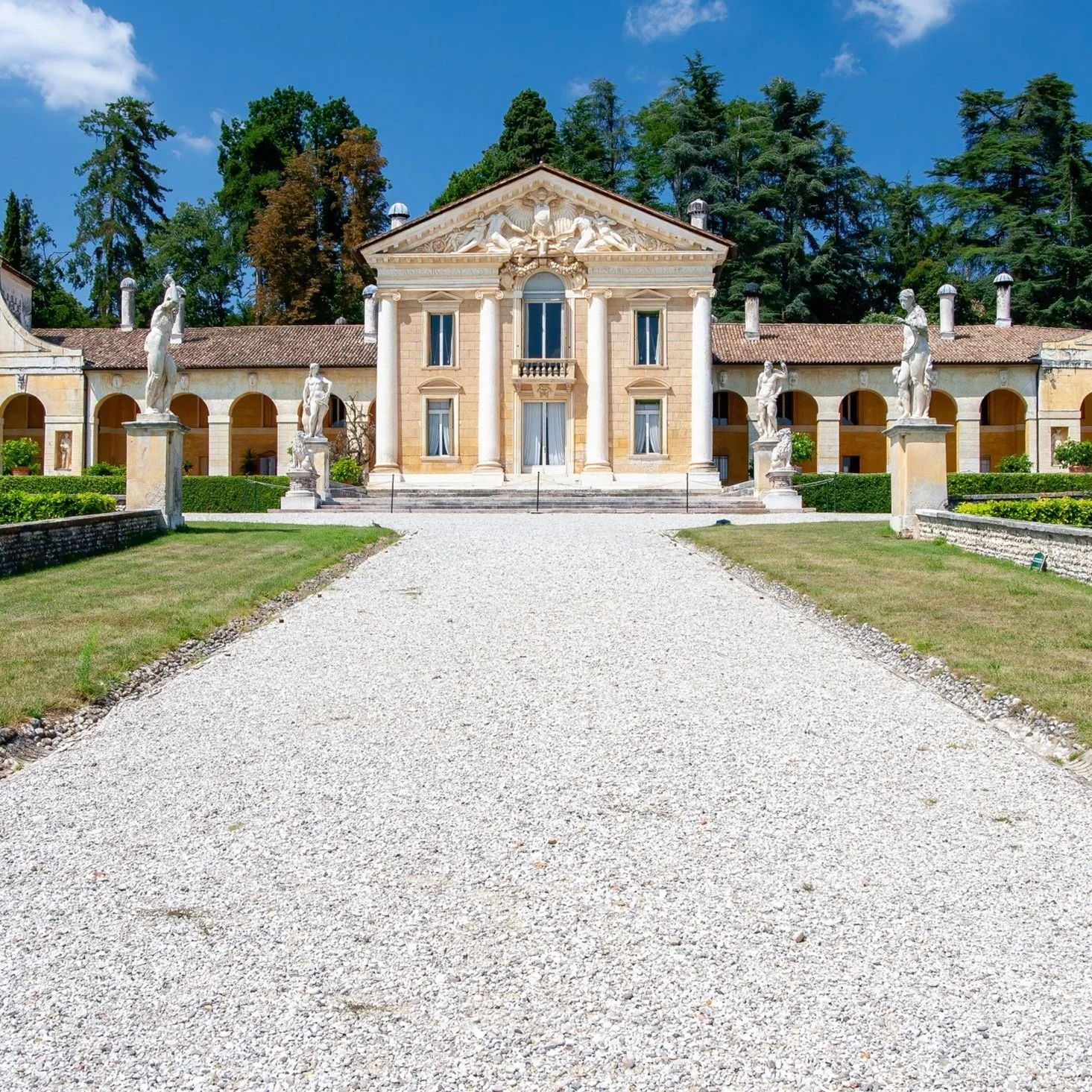 Villa Barbaro.jpg