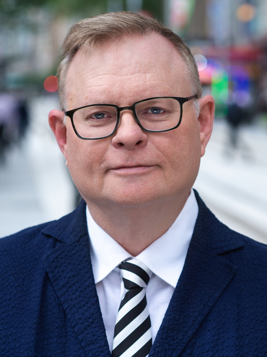 Profile picture of Academy Travel's tour leader Dr Peter McNeil