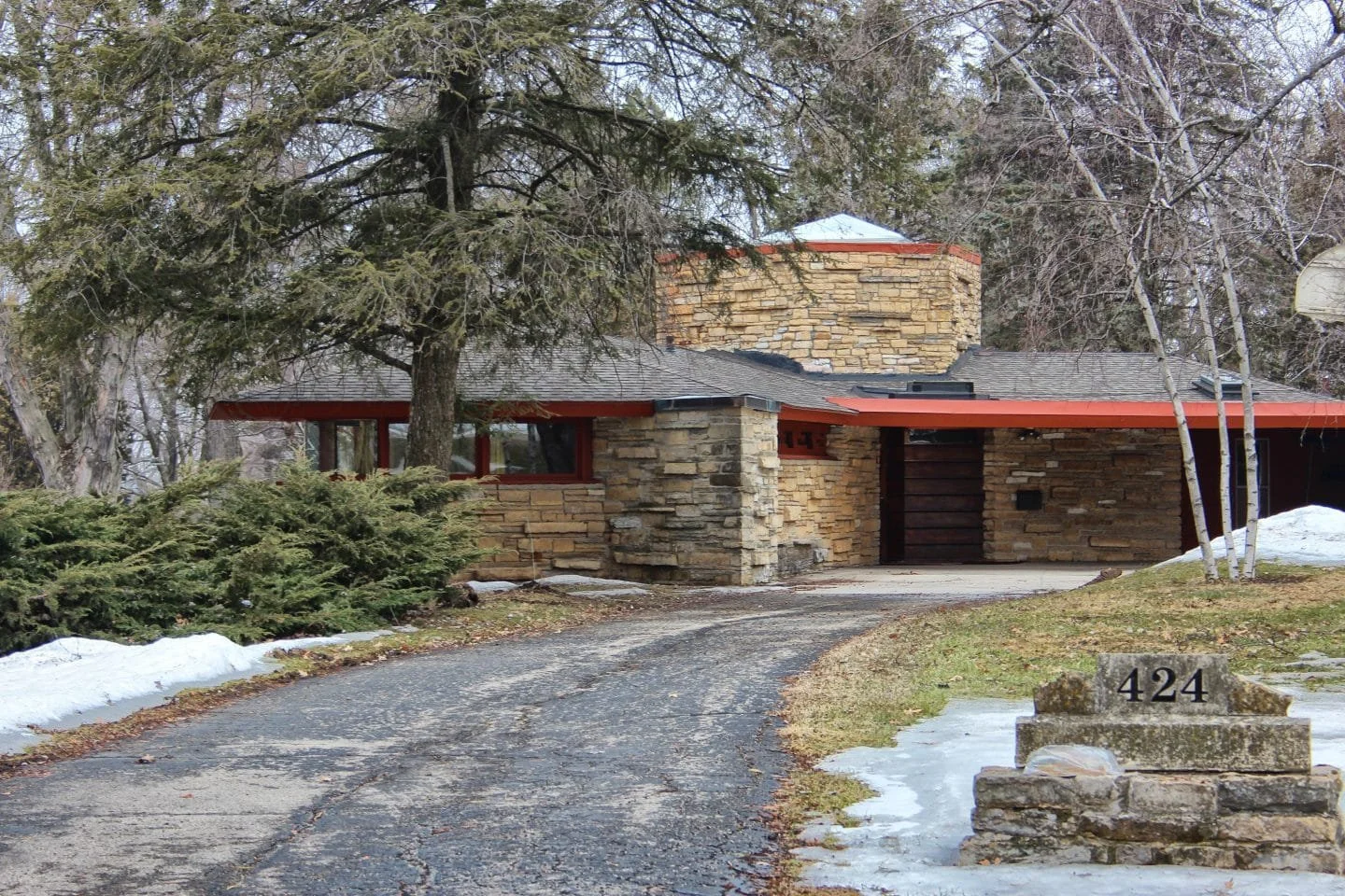 The Utopian Dream of Frank Lloyd Wright’s Usonian Homes — Academy ...