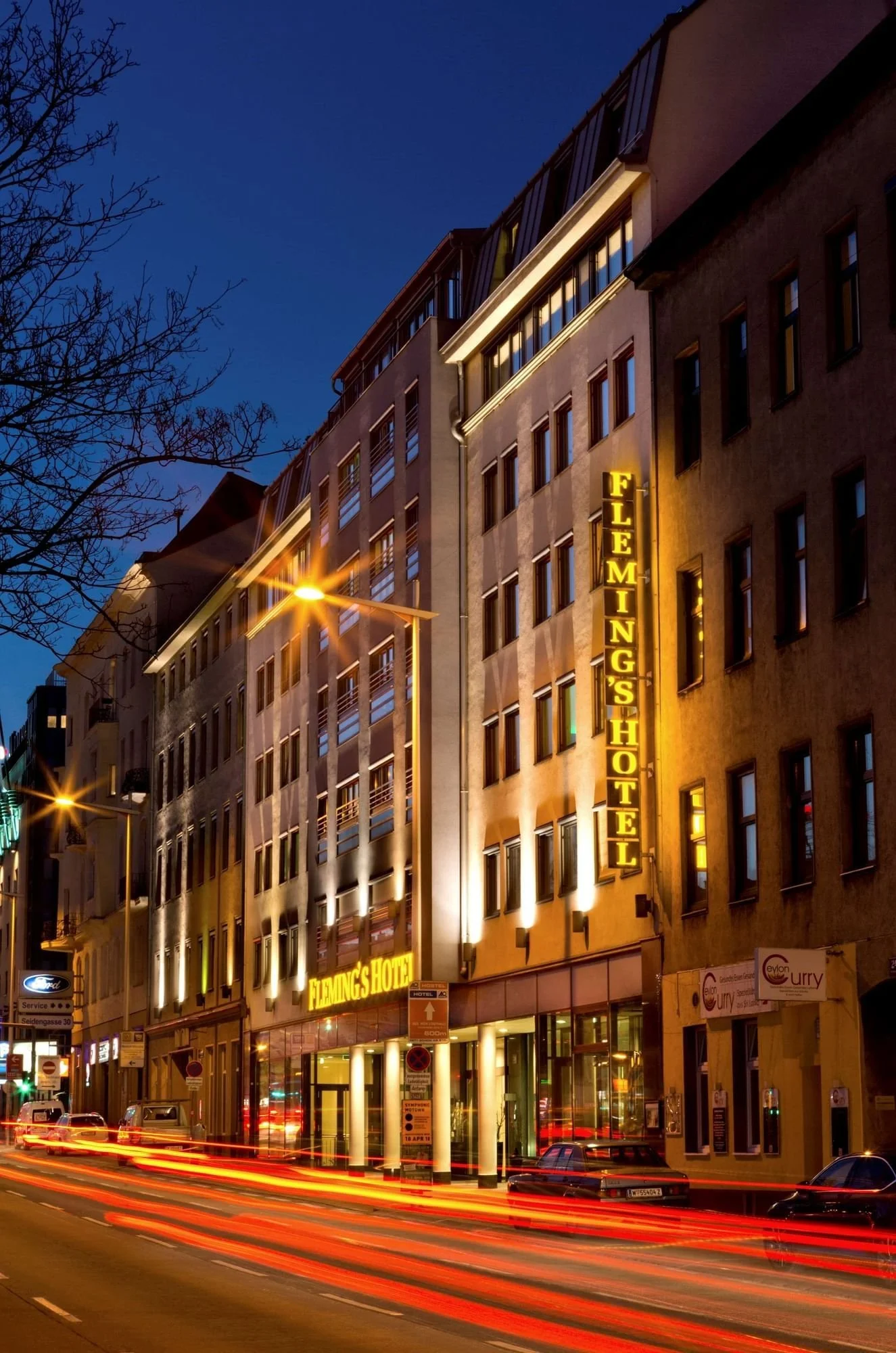 flemings-conference-hotel-wien-exterior.jpg