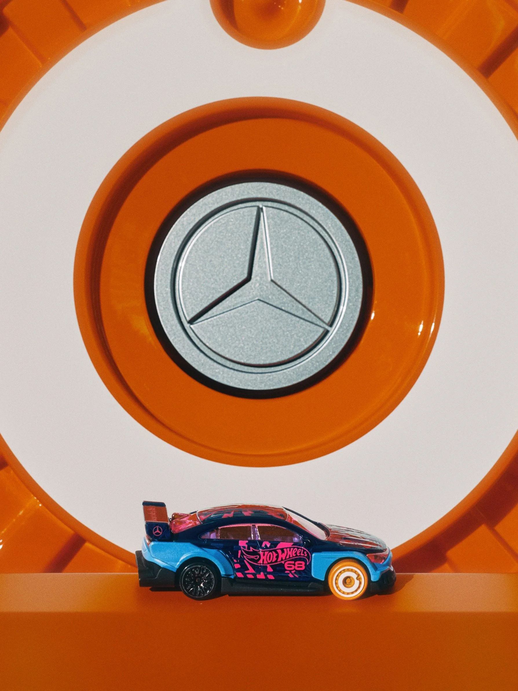 05_MB_X_Hotwheels_CLA_Sideshot_Rim_Toy_Car_Detail_3-4.jpg