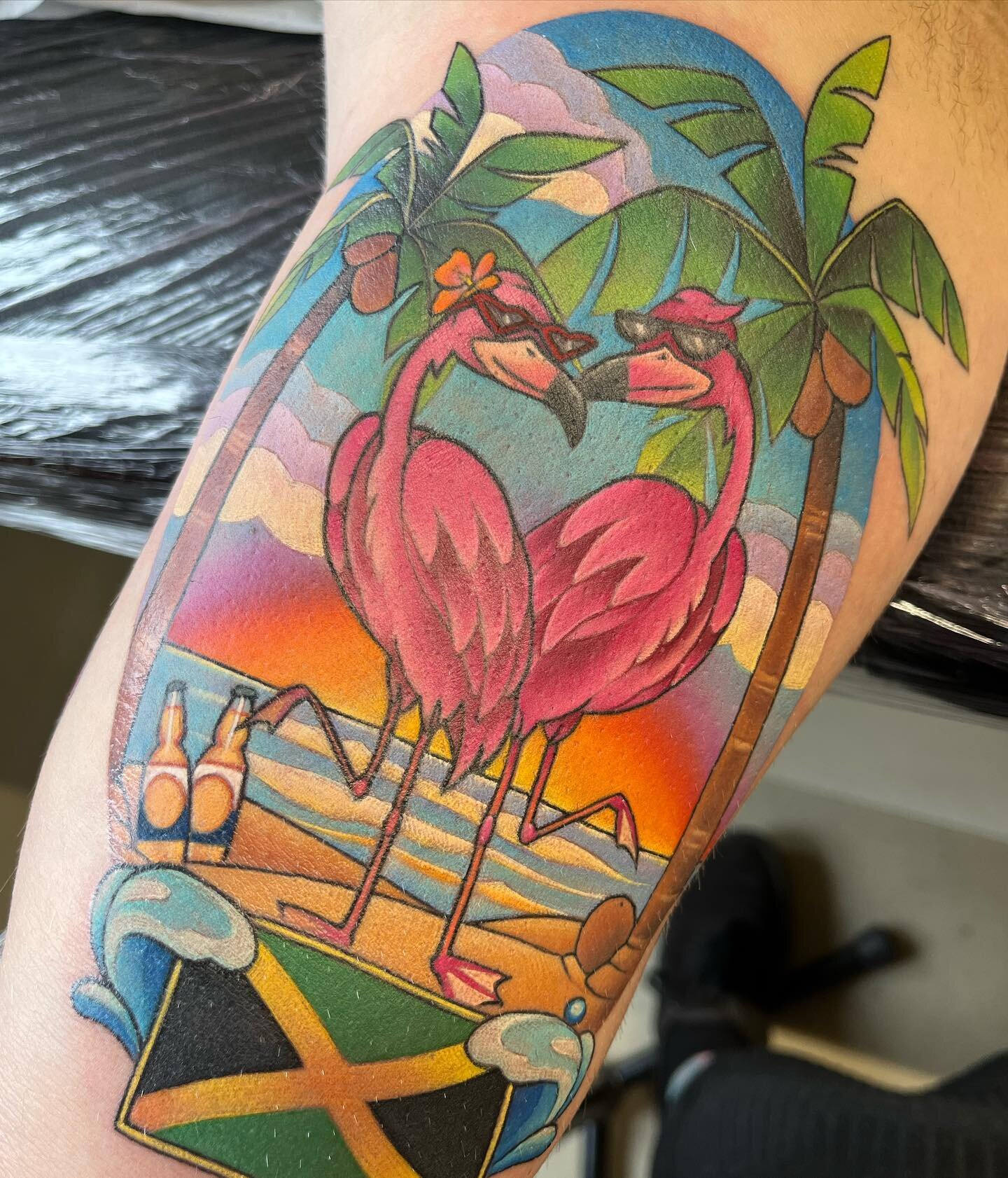 For Gareth 😊
Part healed, part fresh ☀️🍺🌴 #couplegoals

Made with the best @fusion_ink 
Supplies from @killerinktattoo
Made in Edinburgh 🏴󠁧󠁢󠁳󠁣󠁴󠁿 
(I also really like @kwadron cartridges)

Now booking May and June 2024 💫

@michellemaddison
